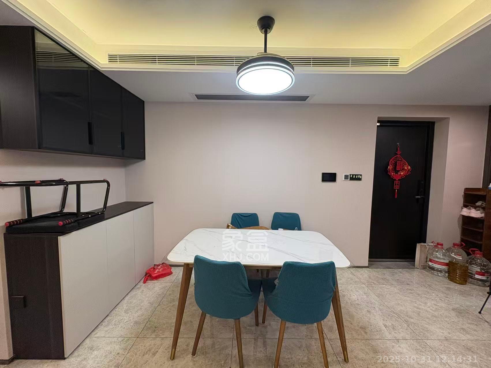 印湘江二（印江雅居）  3室2厅2卫    5500.0元/月室内图