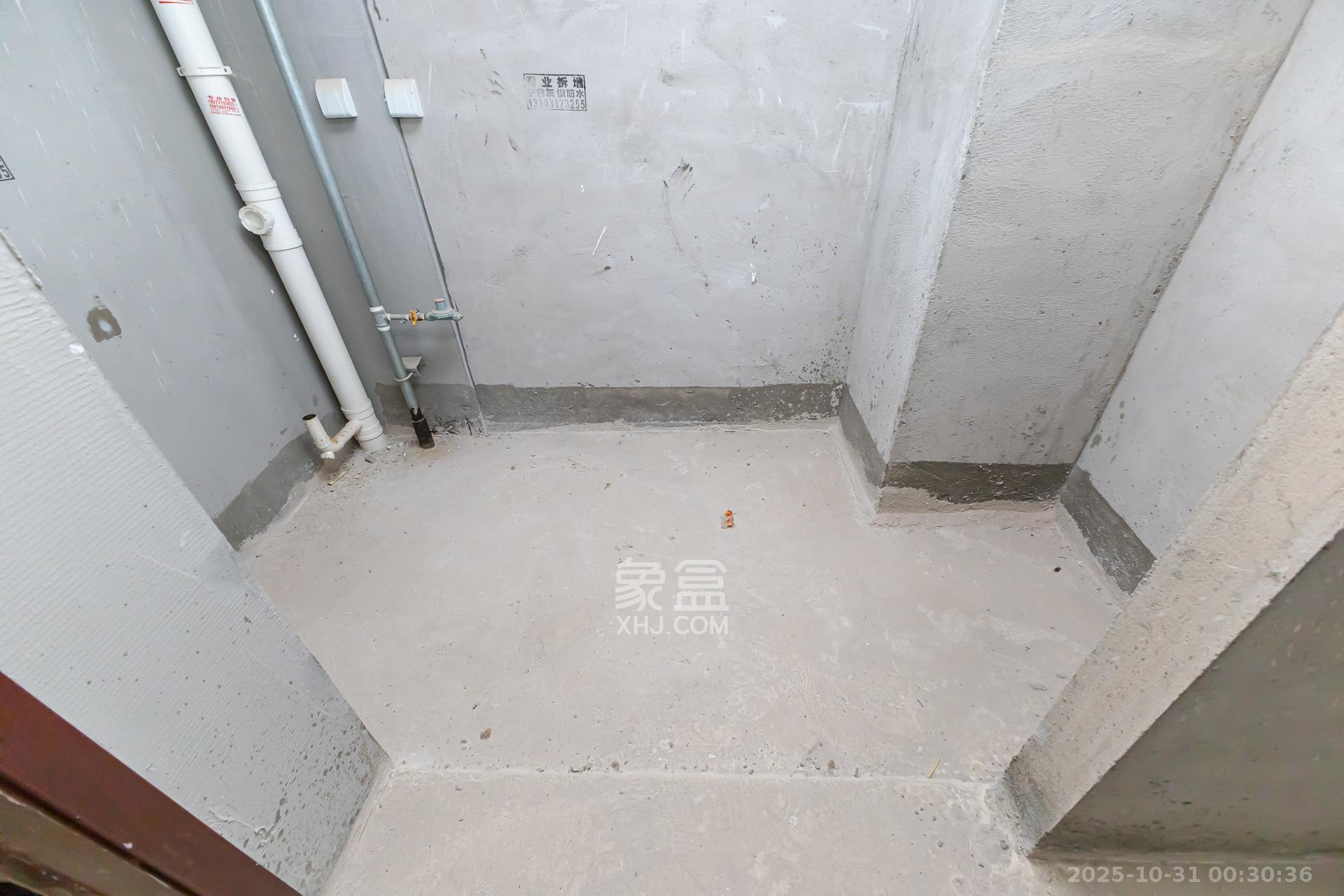 明发阅江悦府  3室2厅1卫    65.8万 明发阅江悦府  3室2厅1卫    65.8万厨房