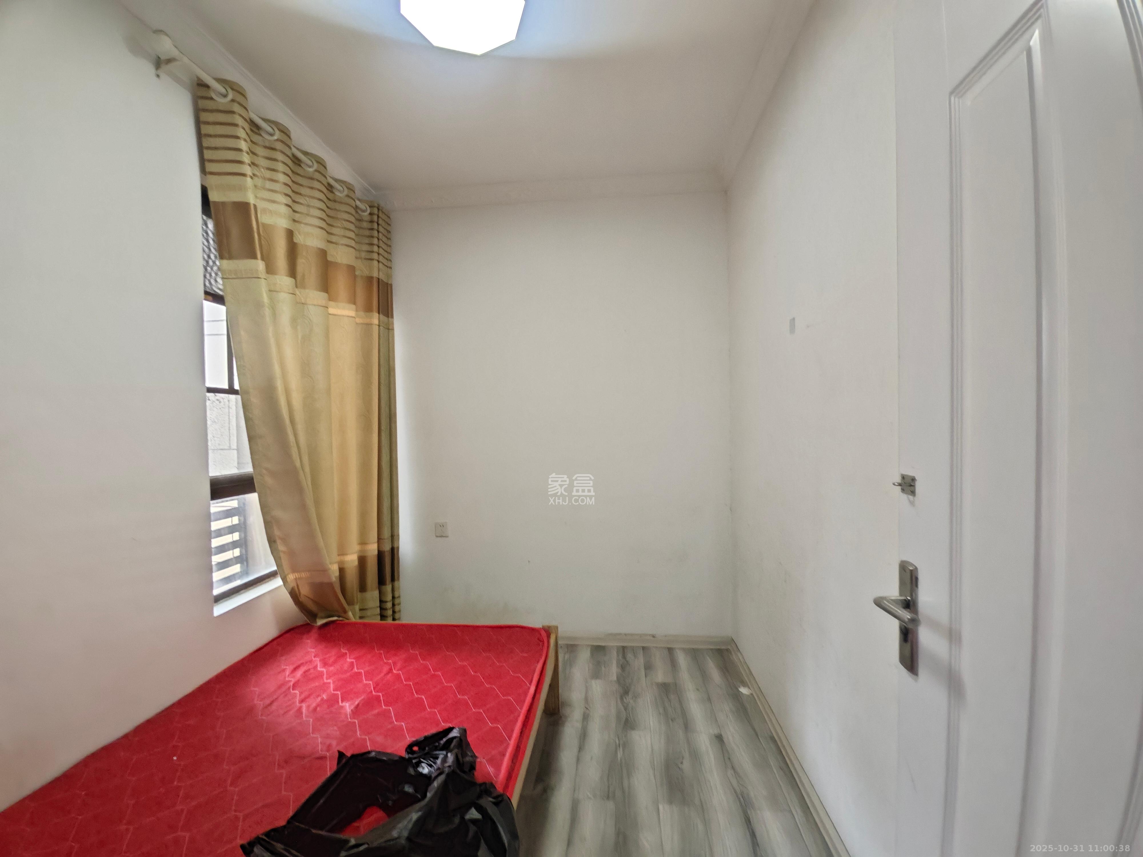 卓越浅水湾 3室2厅1卫 2400.0元/月 卓越浅水湾 3室2厅1卫 2400.0元/月室内图