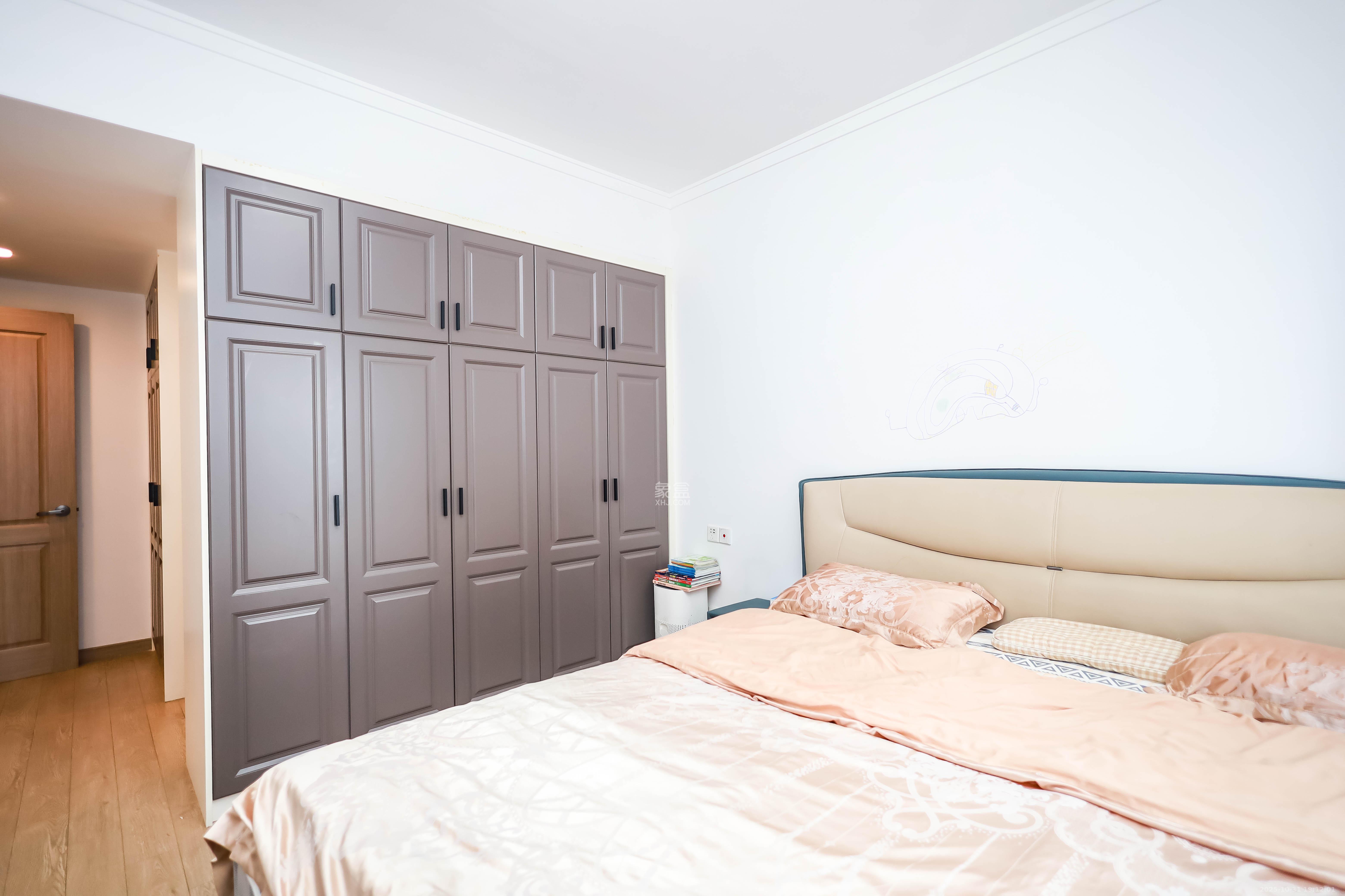 金地中交麓谷香颂(金地中交雅苑)  4室2厅2卫    140.8万卧室