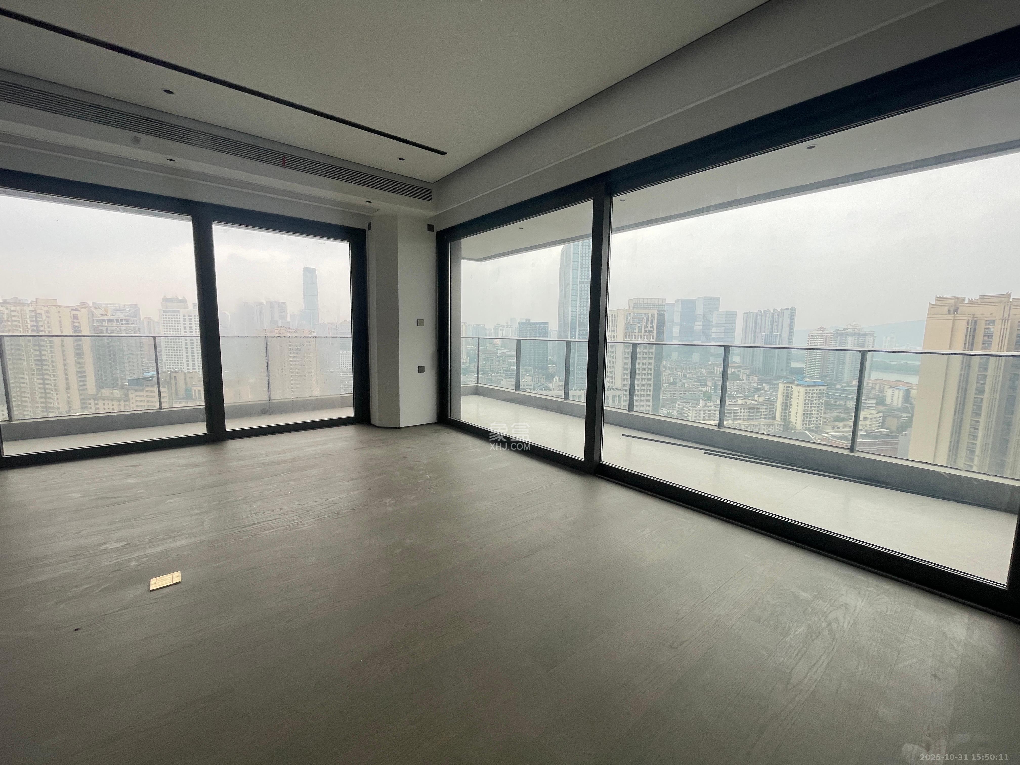 万科瑧湾汇  4室2厅4卫    20000.0元/月室内图