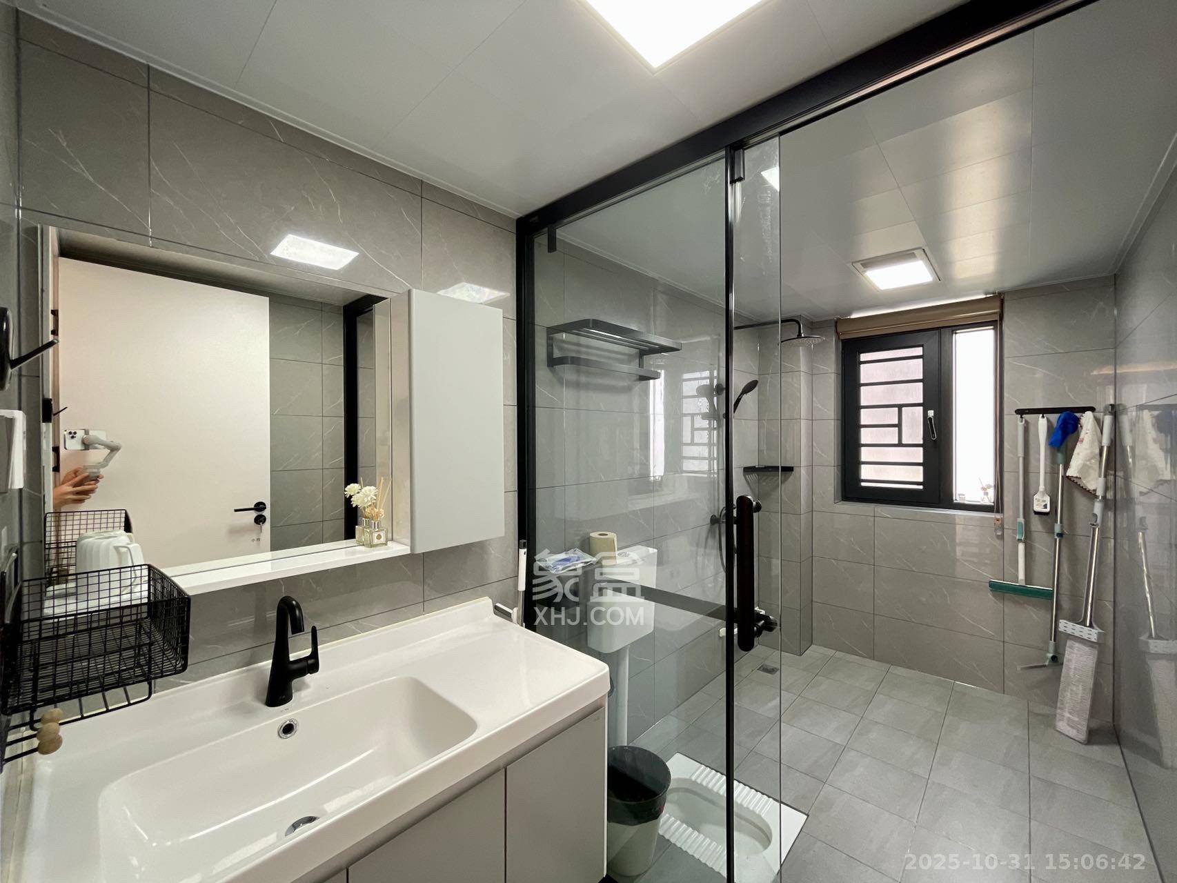 朝正美苑  3室2厅2卫    3600.0元/月 朝正美苑  3室2厅2卫    3600.0元/月室内图