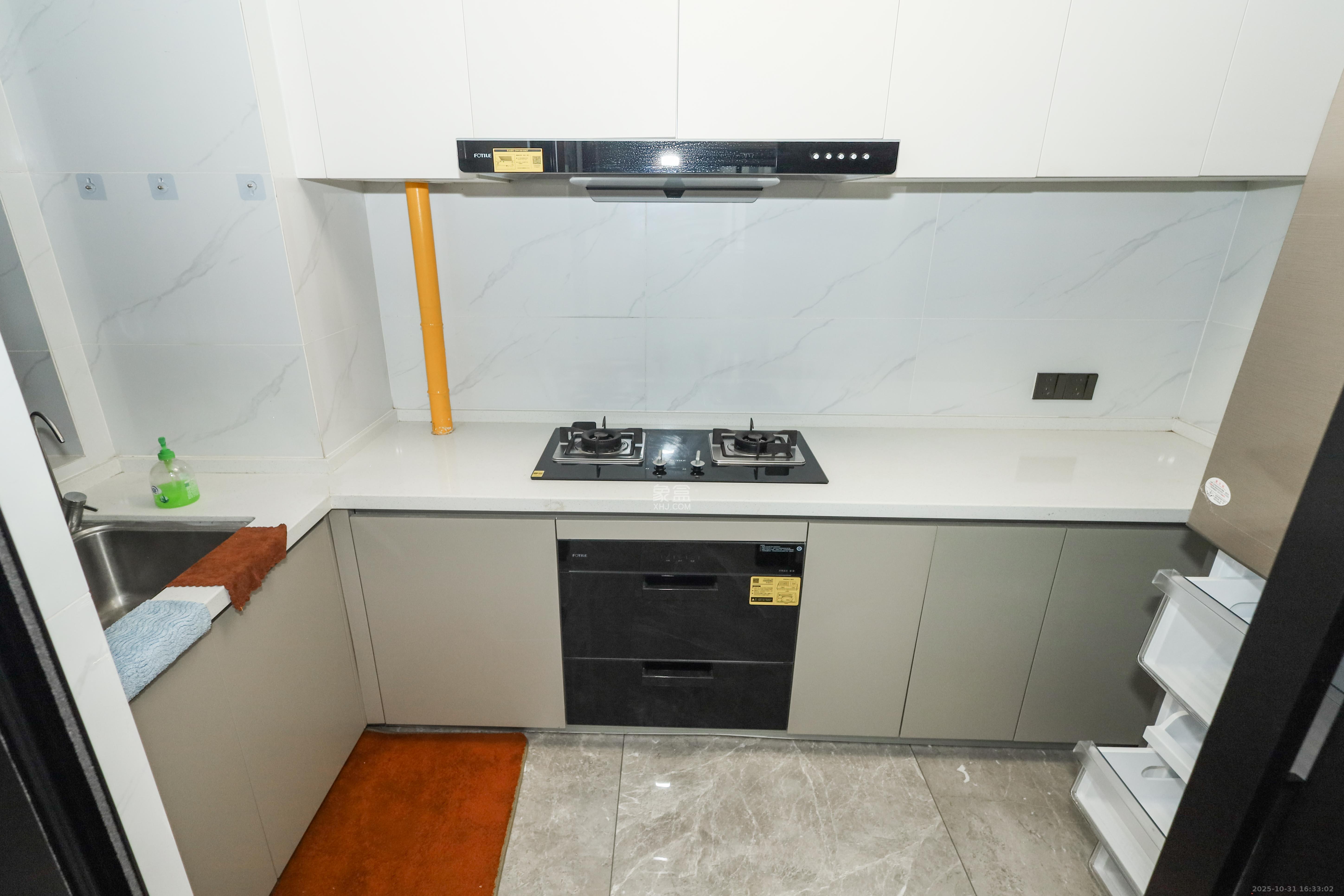 欣利梅溪左岸 3室2厅2卫 125.0万 欣利梅溪左岸 3室2厅2卫 125.0万厨房