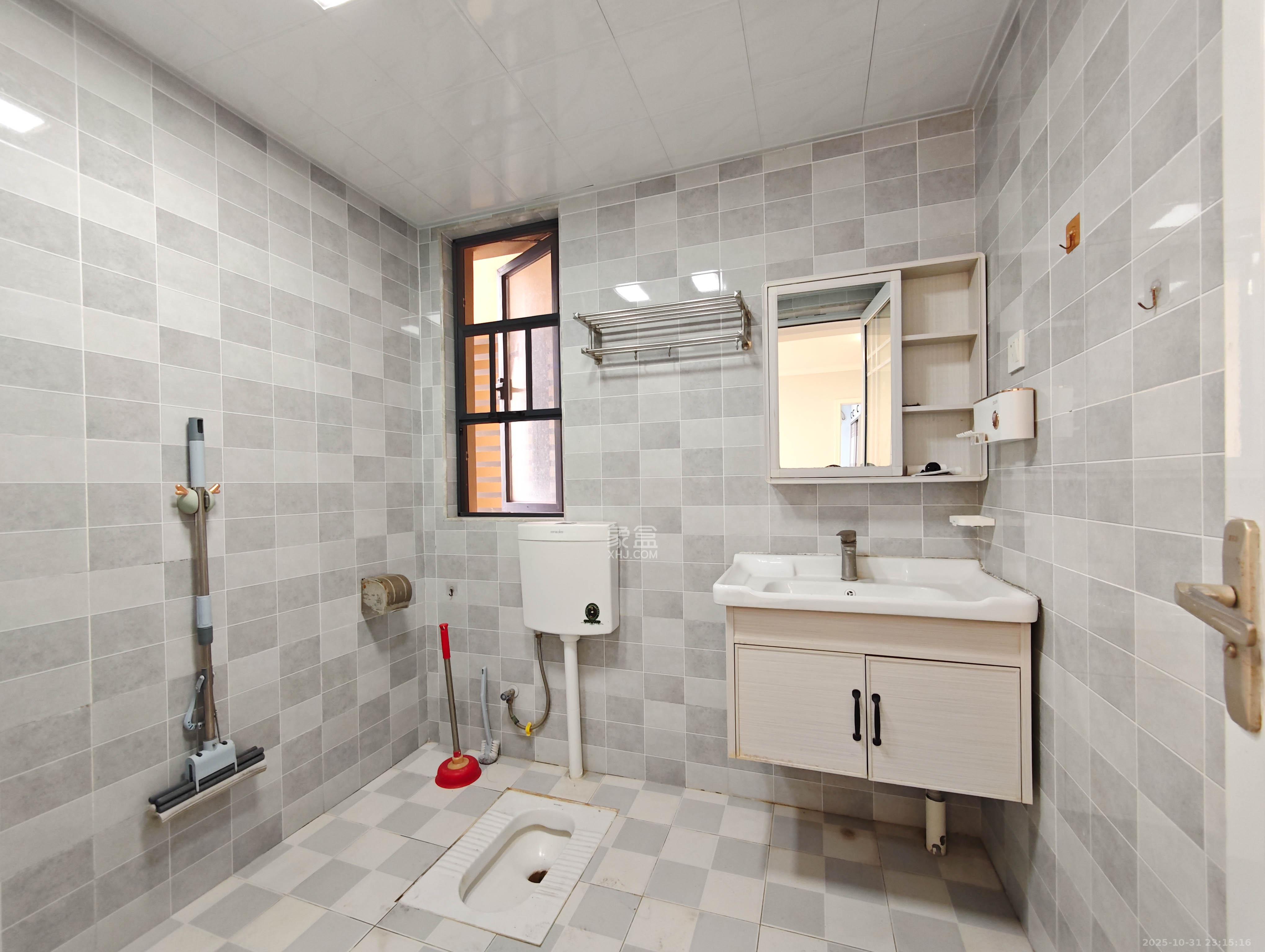 保利城(中航城国际社区、郡原美村) 3室2厅1卫 90.0万 保利城(中航城国际社区、郡原美村) 3室2厅1卫 90.0万其他