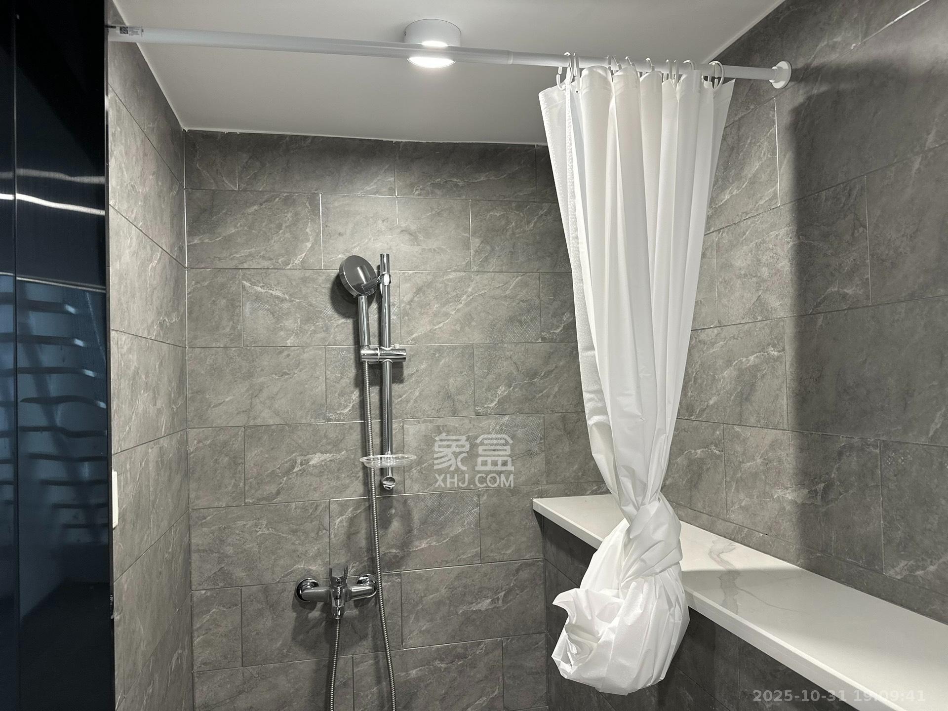 敬天广场  1室1厅1卫    2200.0元/月室内图