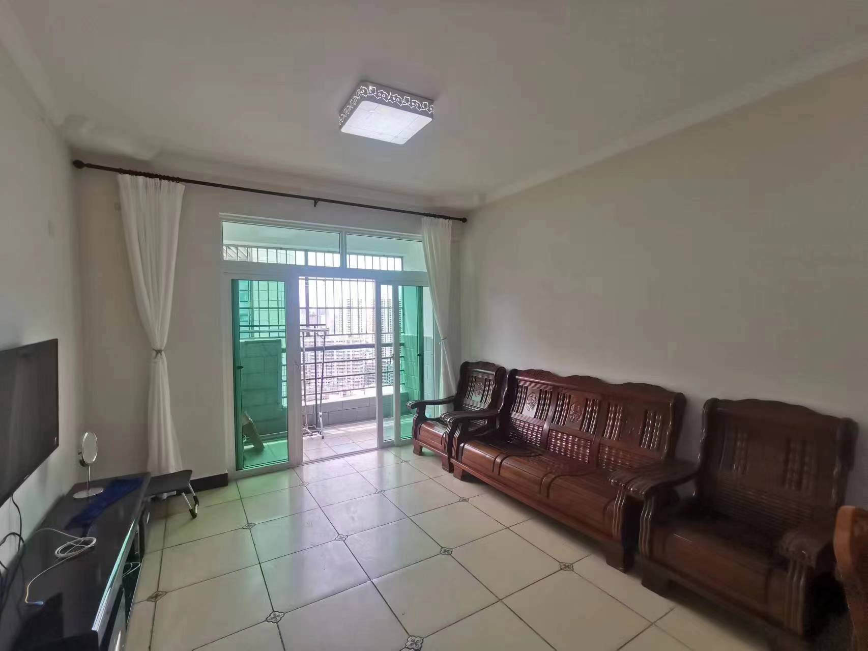 滨海明珠  2室2厅1卫    2200.0元/月室内图