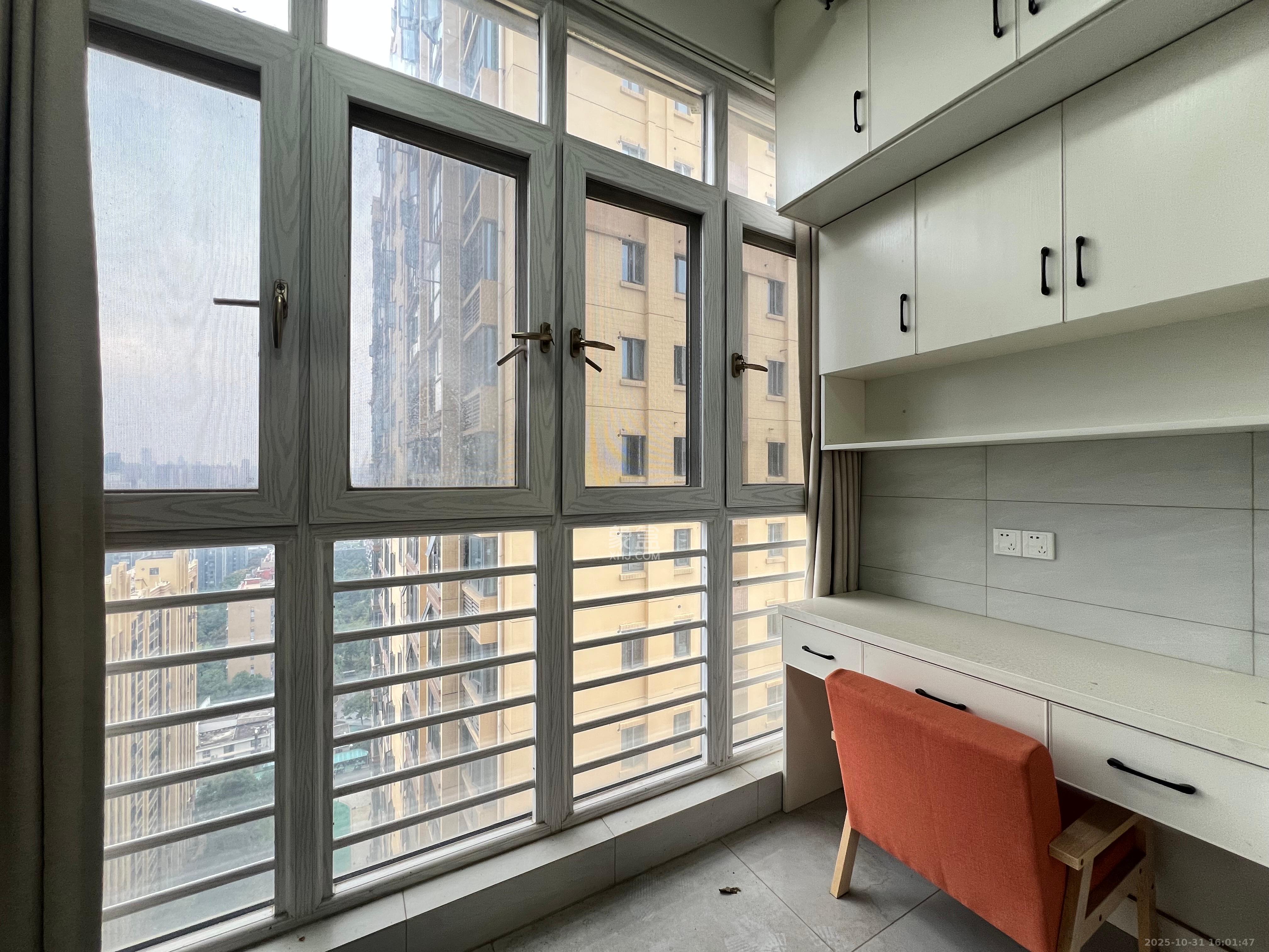 明大佳园  1室1厅1卫    1600.0元/月室内图