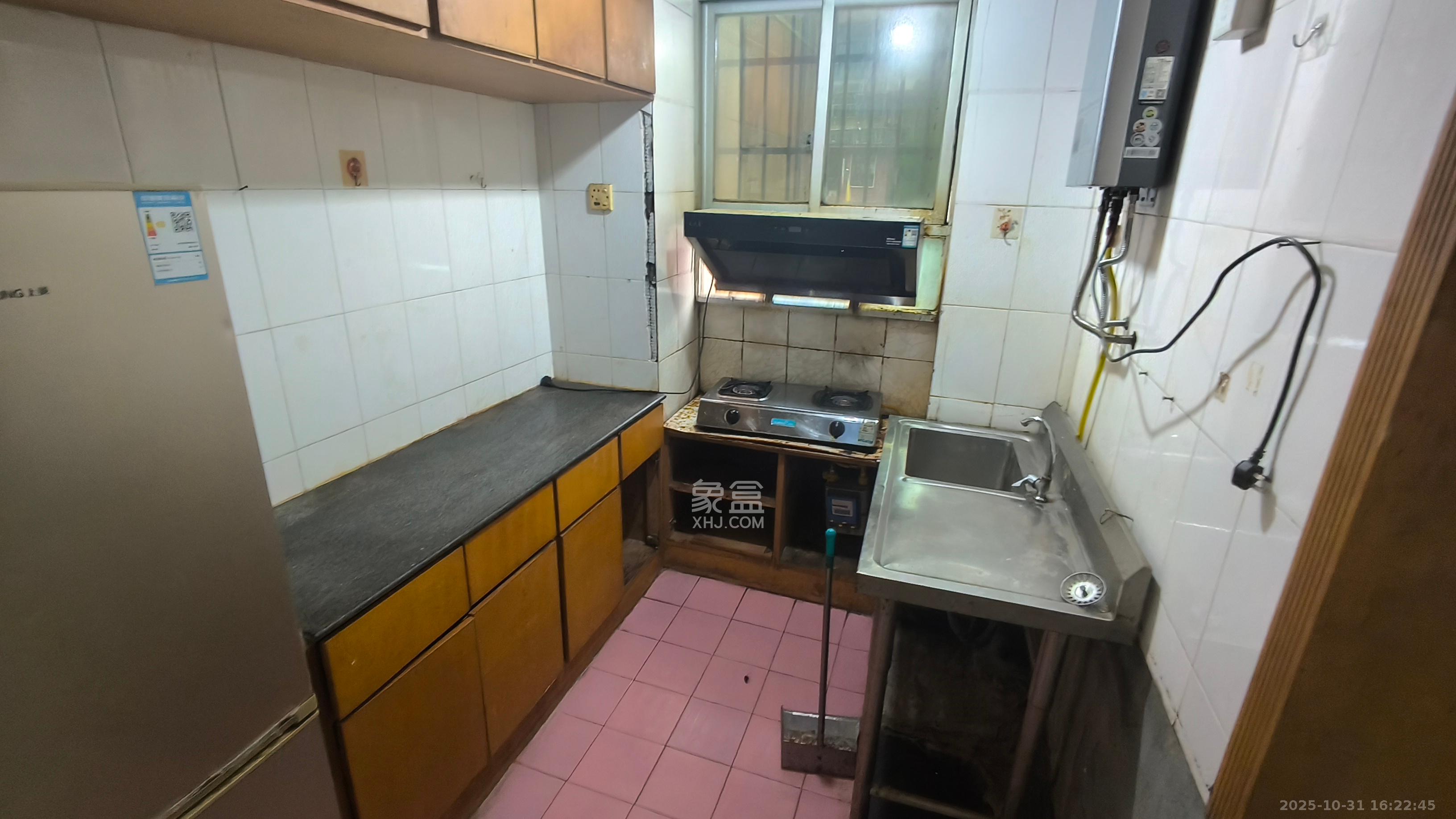 桂花井巷散盘  2室1厅1卫    2000.0元/月室内图