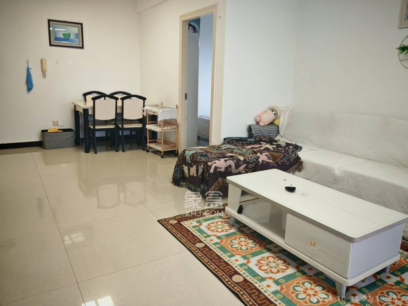 诚兴园  2室2厅1卫    2000.0元/月 诚兴园  2室2厅1卫    2000.0元/月室内图