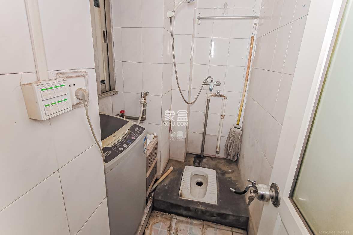 南门口散盘 2室1厅1卫 45.0万 南门口散盘 2室1厅1卫 45.0万卫生间