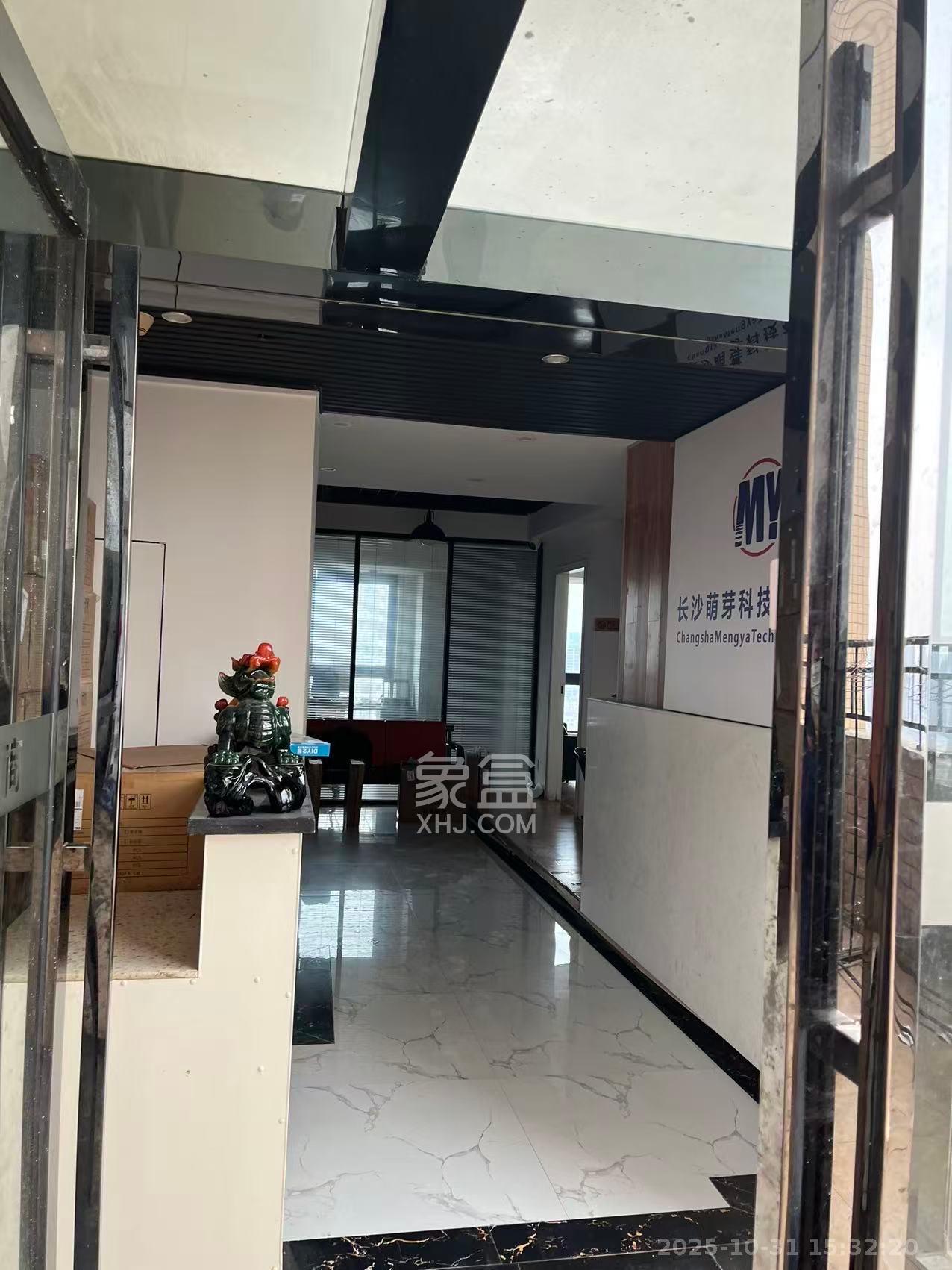 凯通国际城（凯通朝庭）  4室1厅1卫    7500.0元/月室内图