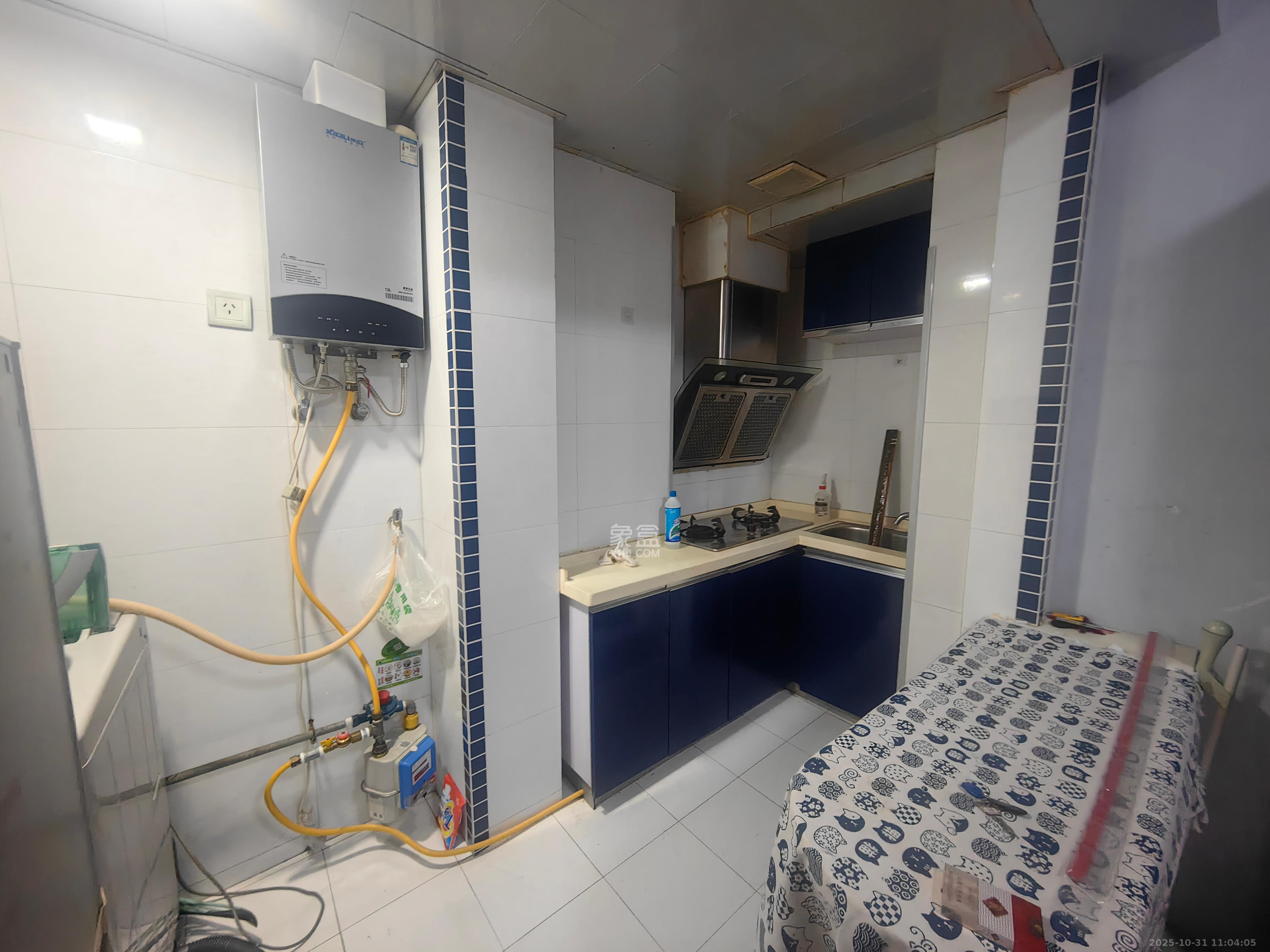 中远公馆  1室1厅1卫    1600.0元/月 中远公馆  1室1厅1卫    1600.0元/月室内图