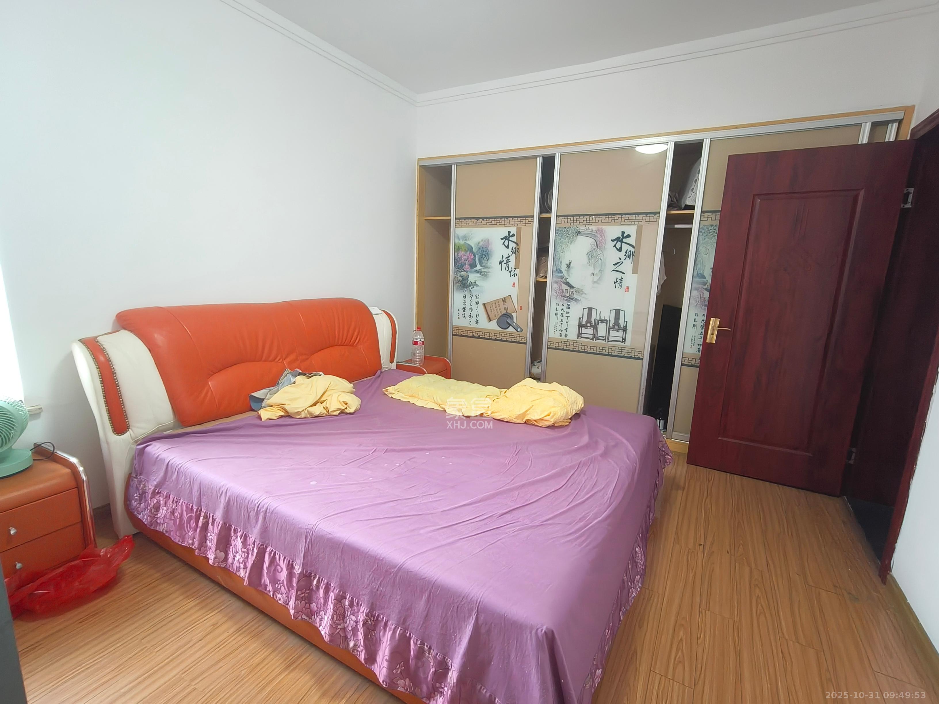 明天一城  3室2厅1卫    1700.0元/月室内图