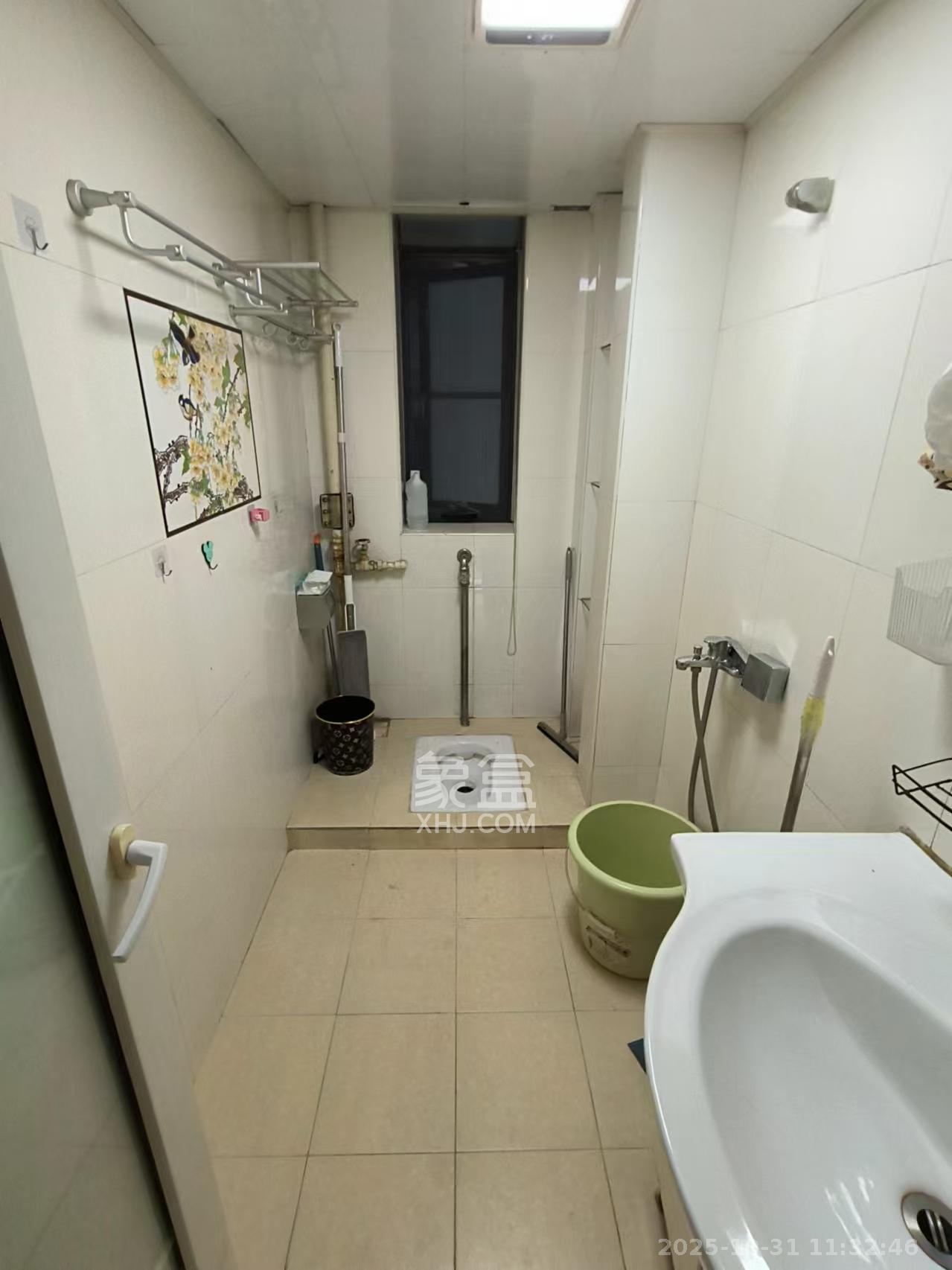 长铁高层  3室2厅1卫    2200.0元/月 长铁高层  3室2厅1卫    2200.0元/月室内图