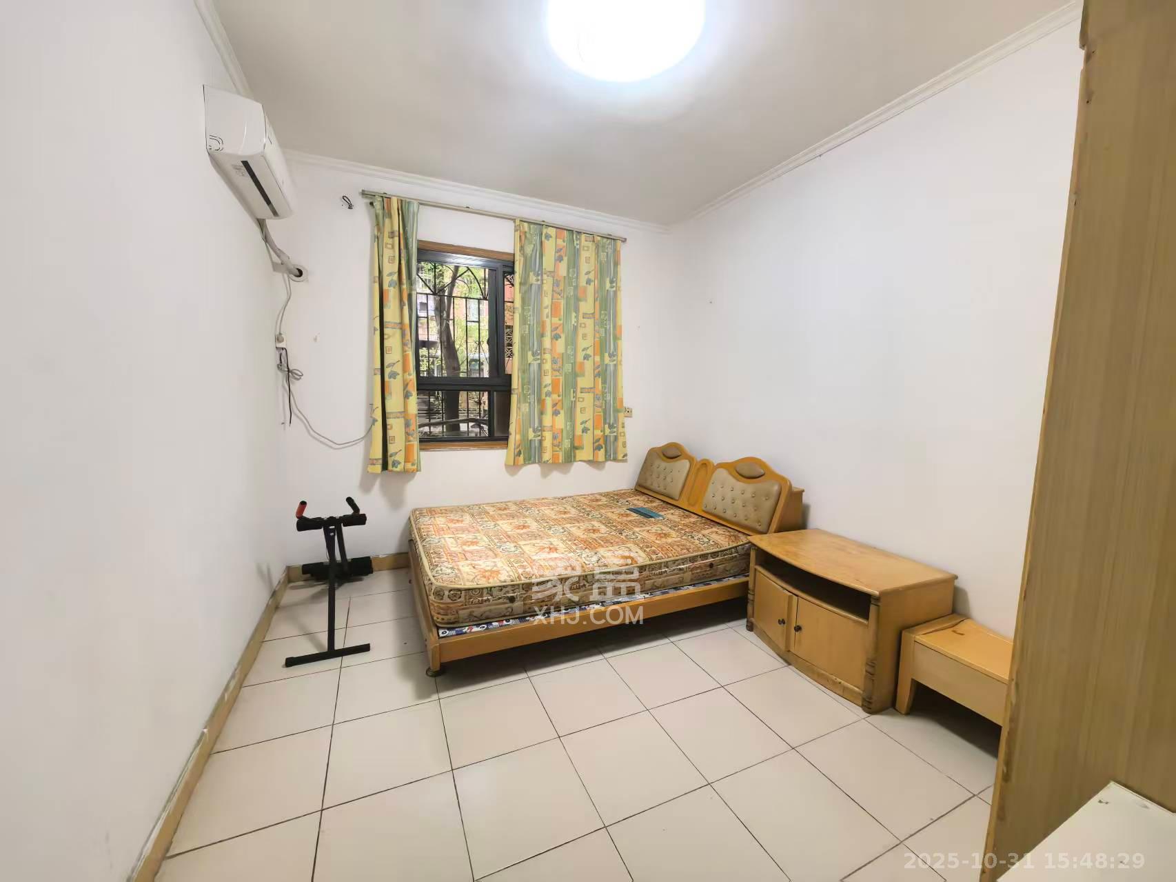 赤岗小区(一二三片)  2室1厅1卫    1500.0元/月 赤岗小区(一二三片)  2室1厅1卫    1500.0元/月