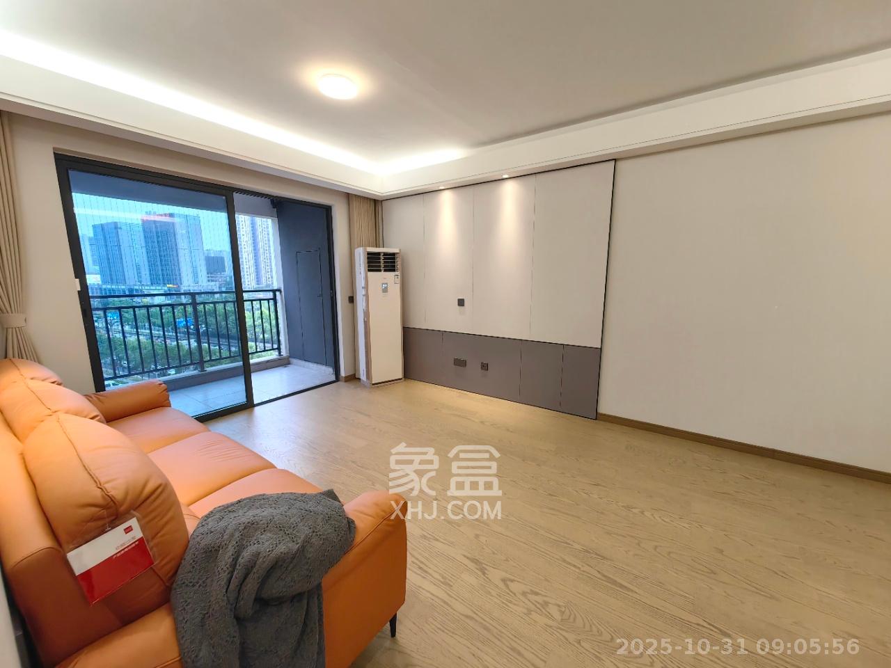 爱家当代境  3室2厅2卫    3200.0元/月室内图