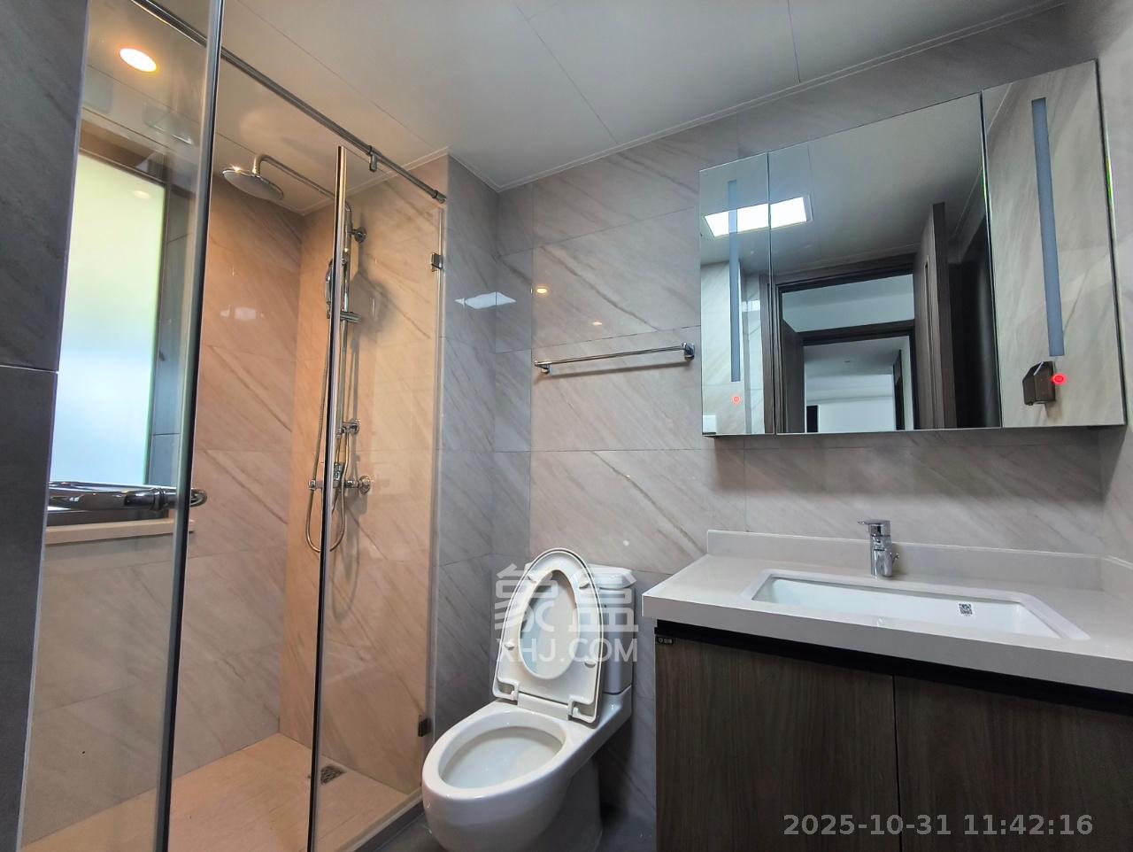 龙湖春江天玺  3室2厅2卫    4500.0元/月室内图