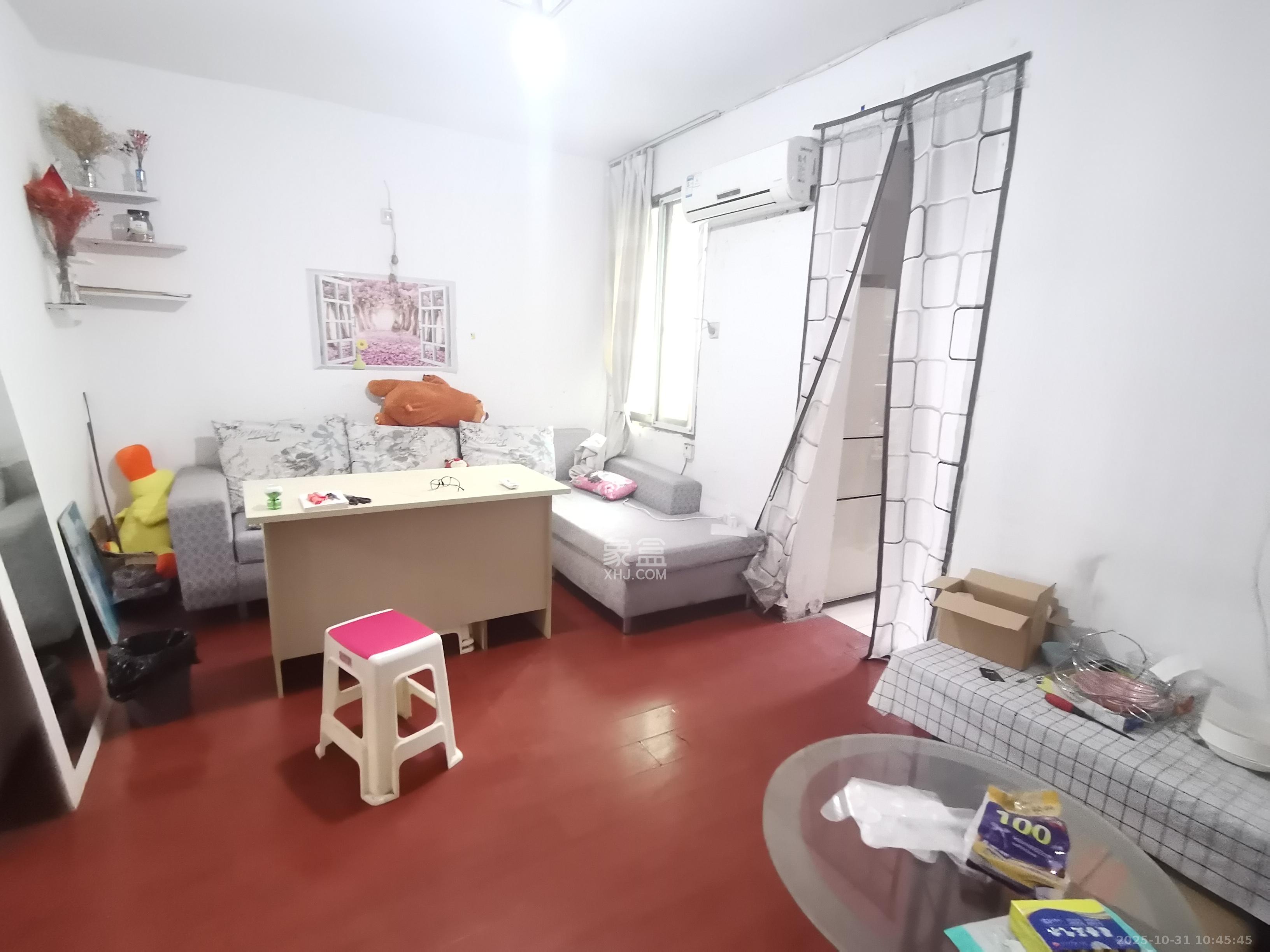 狮子山二片  2室1厅1卫    1300.0元/月室内图