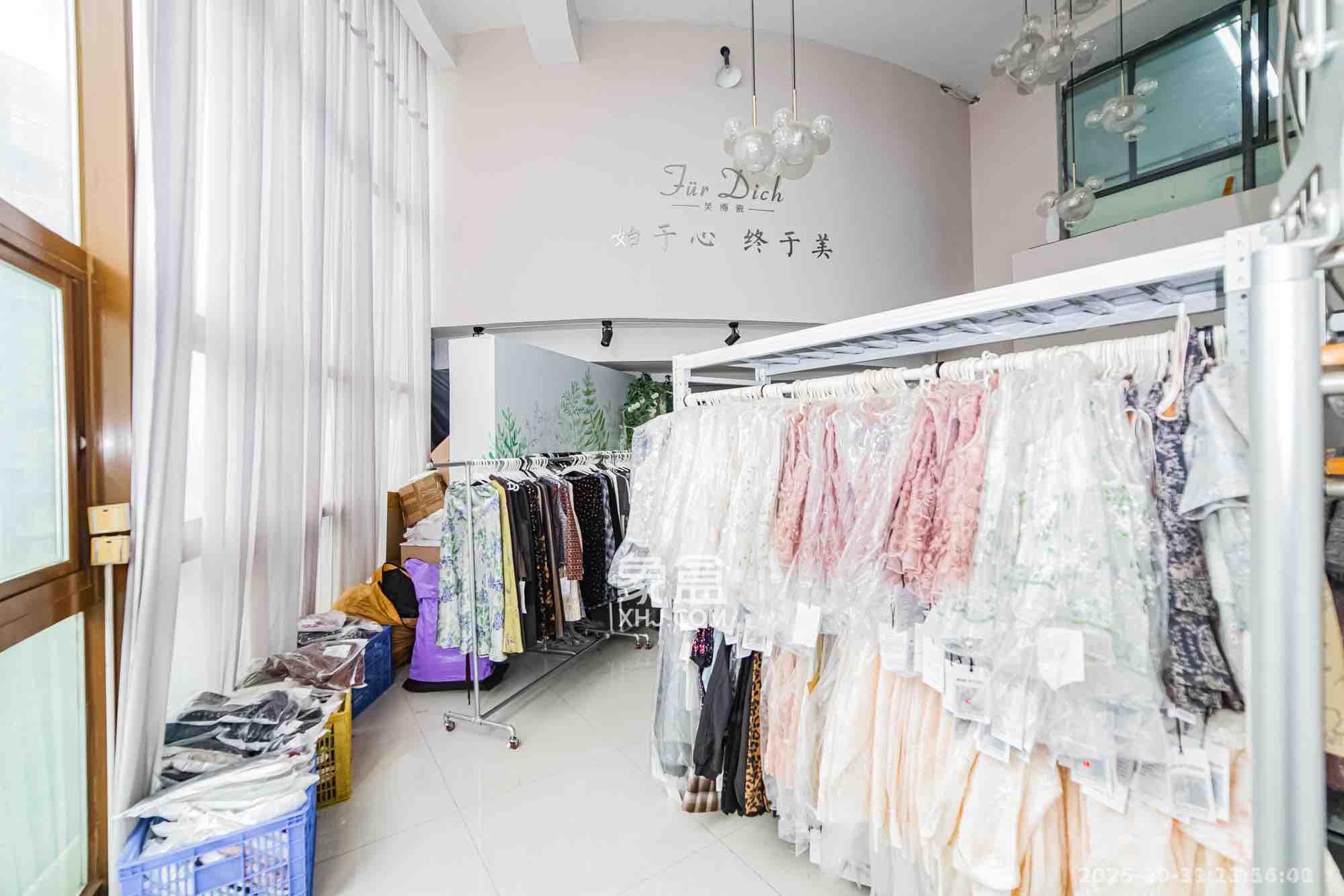 湘江世纪城富湾国际  4室2厅2卫    8000.0元/月室内图