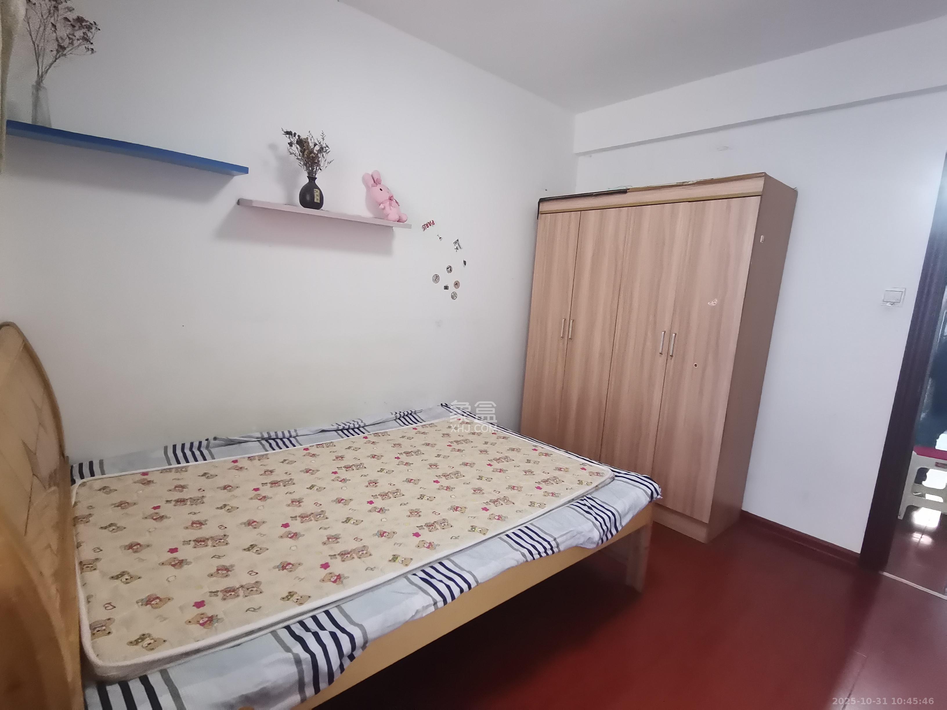 狮子山二片  2室1厅1卫    1300.0元/月室内图