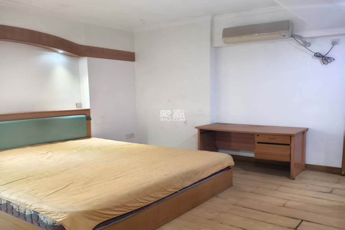 省中行宿舍(南宝路) 3室2厅1卫 120.0万 省中行宿舍(南宝路) 3室2厅1卫 120.0万室内图