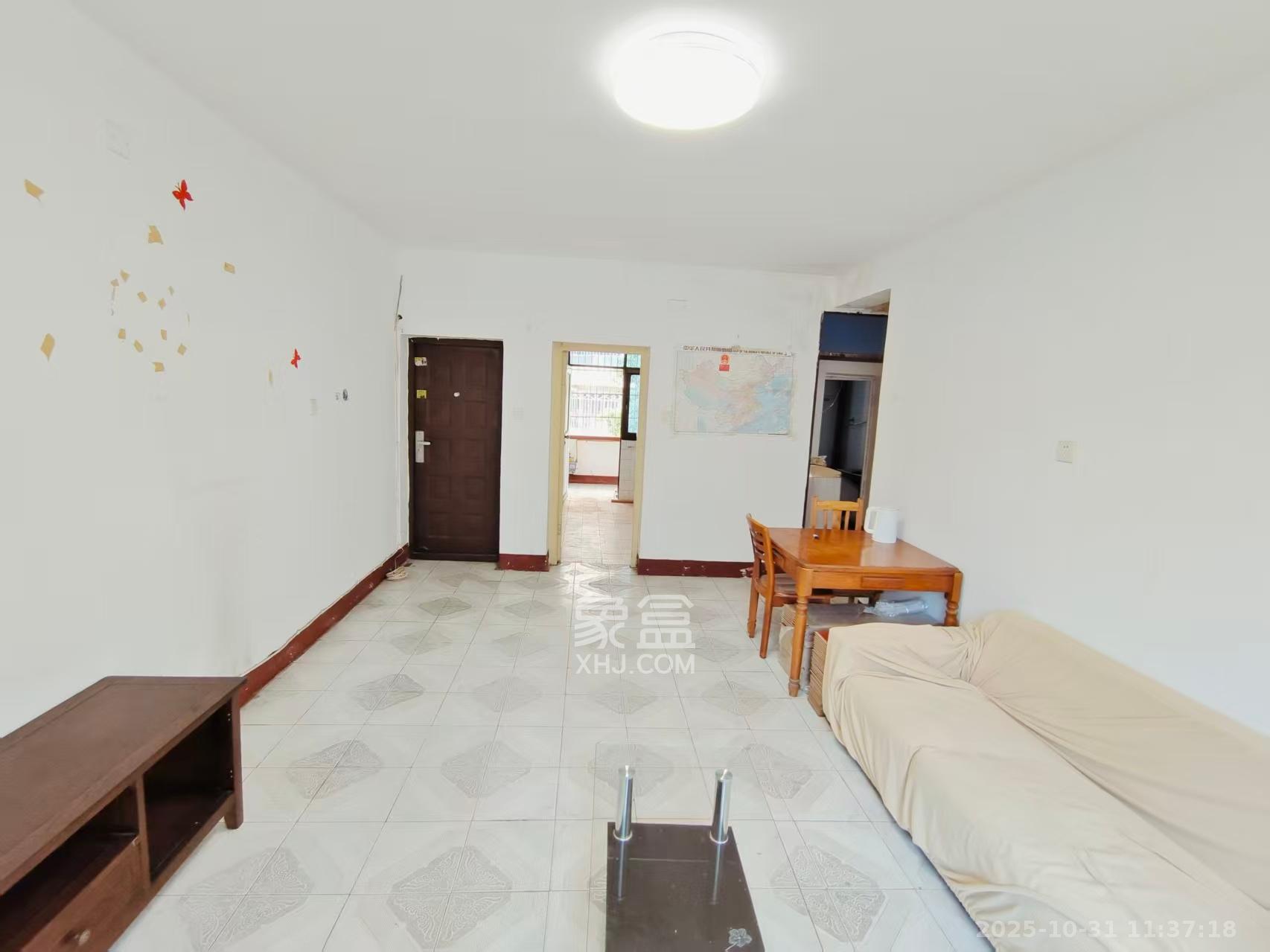 雅泰花园 3室2厅1卫 2000.0元/月 雅泰花园 3室2厅1卫 2000.0元/月室内图