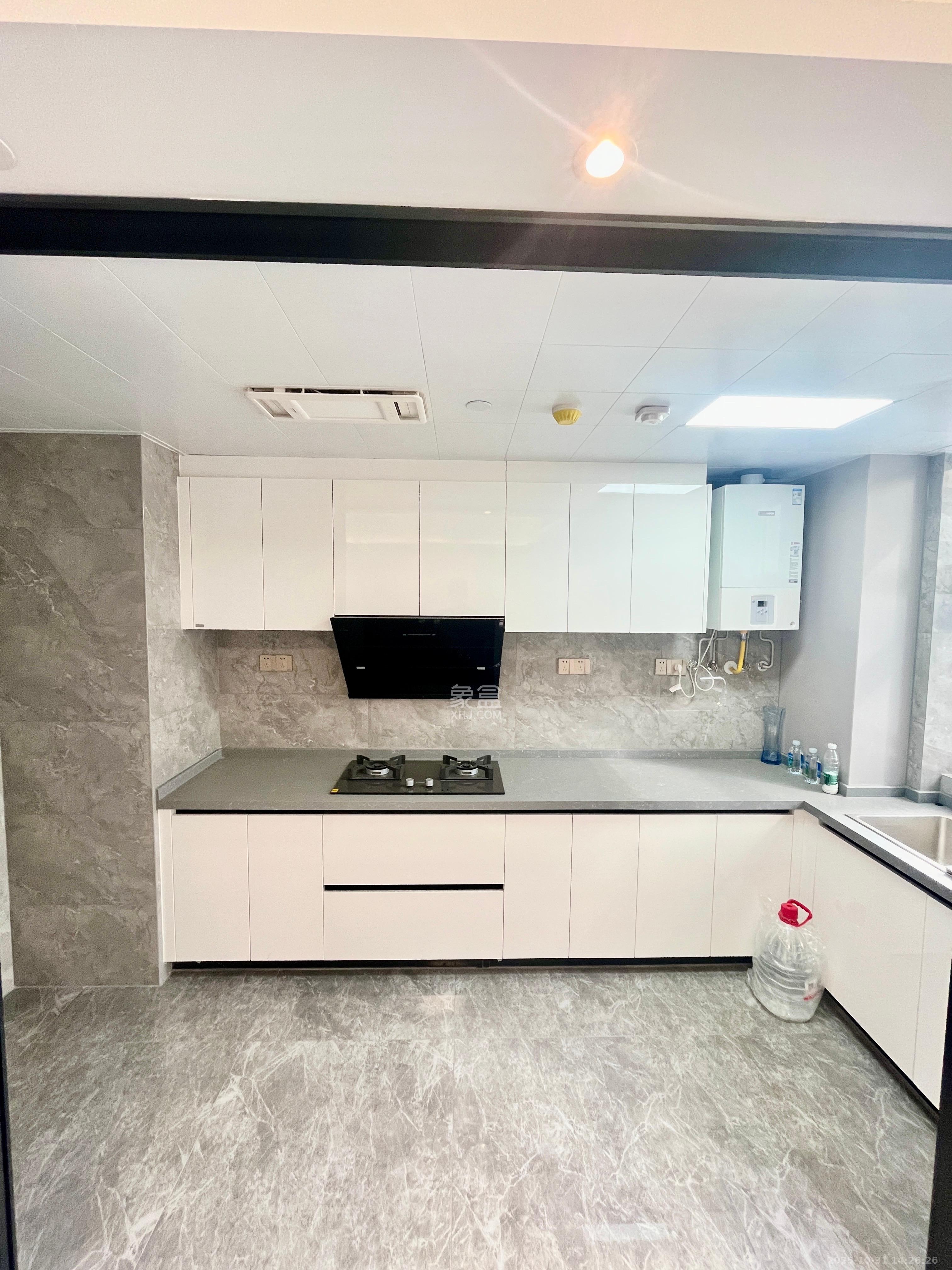 北辰瀚江府  4室2厅2卫    7800.0元/月 北辰瀚江府  4室2厅2卫    7800.0元/月室内图