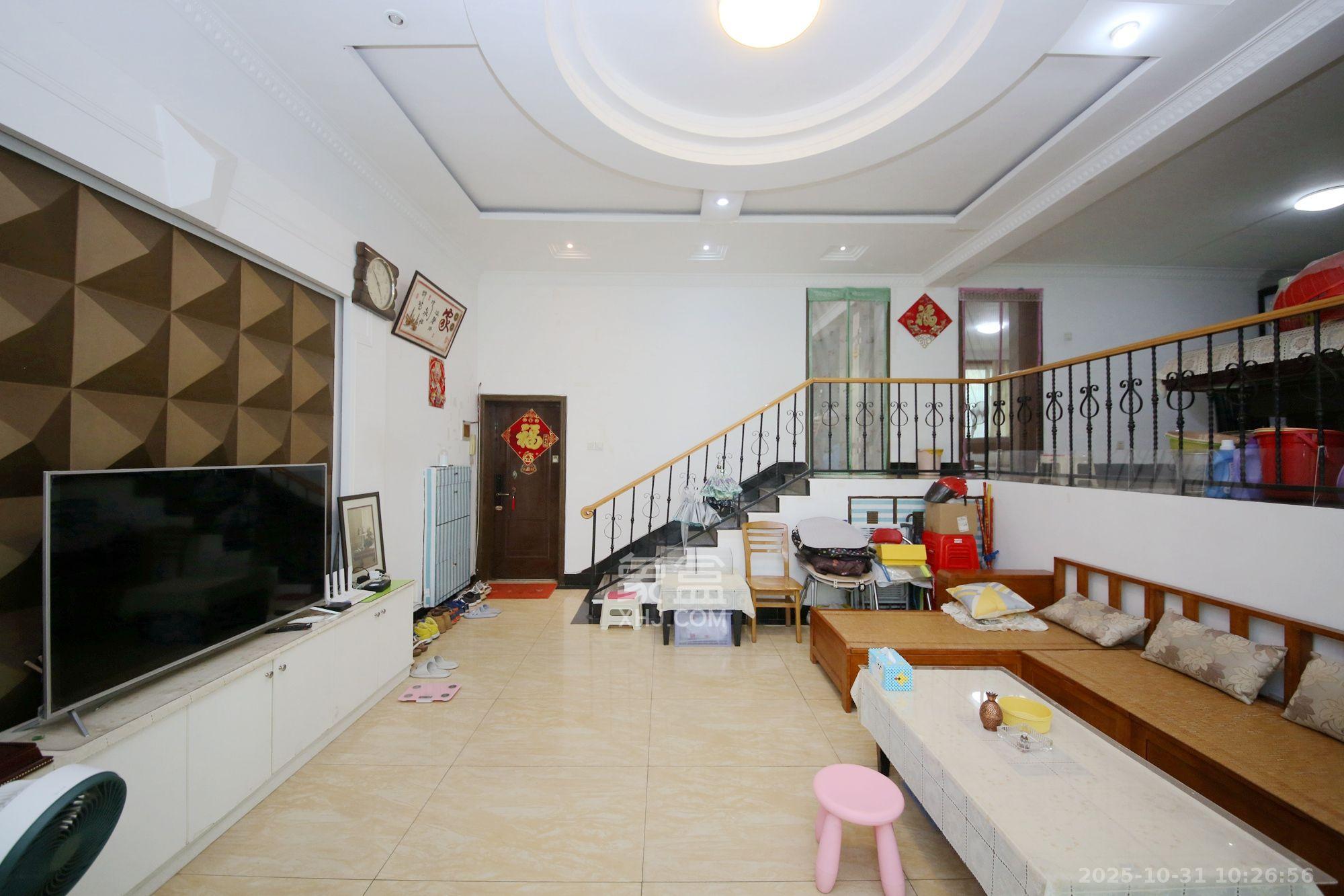 民基大厦  2室1厅1卫    2200.0元/月