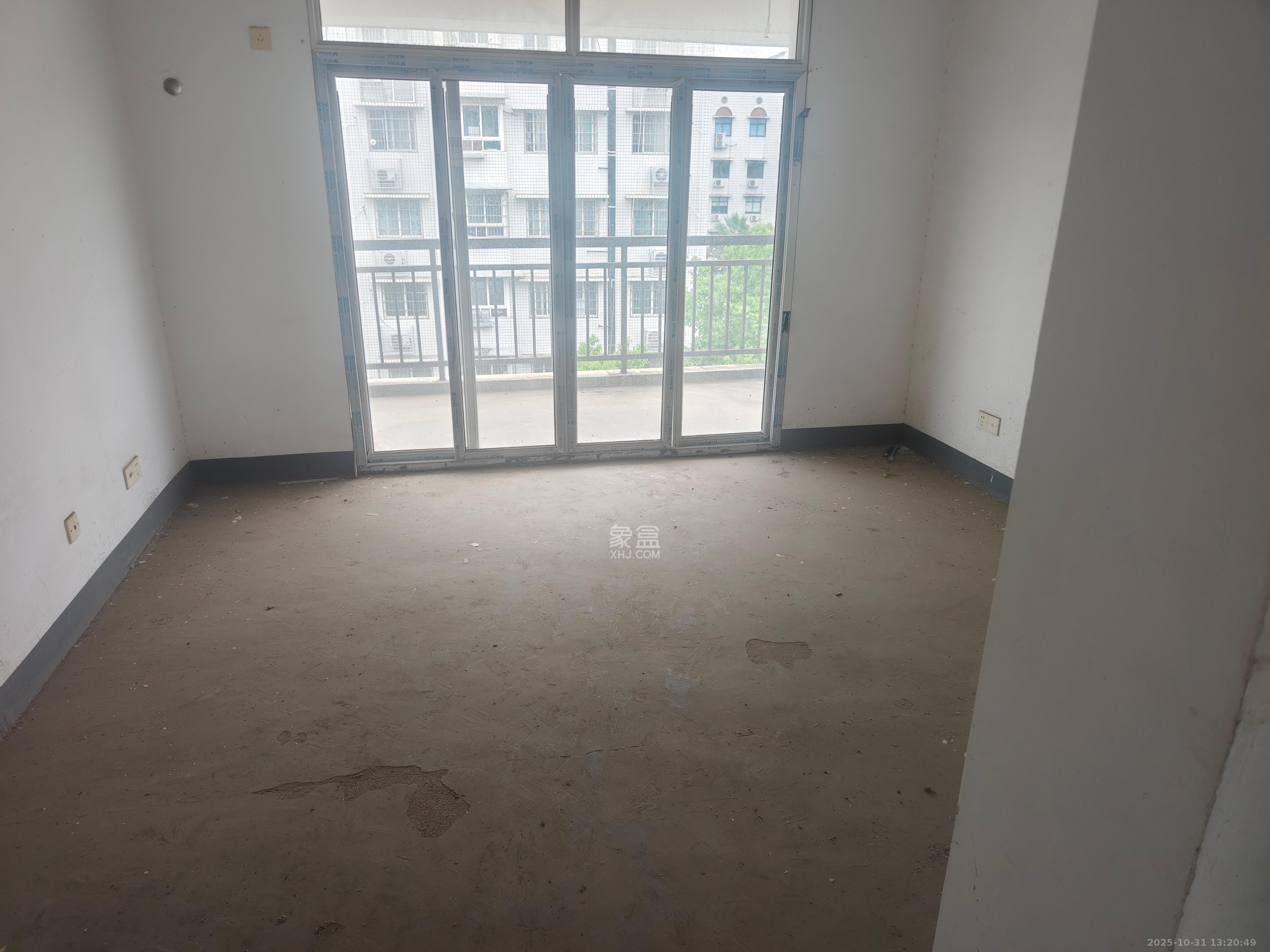 开源鑫阁  1室1厅1卫    777.0元/月 开源鑫阁  1室1厅1卫    777.0元/月室内图