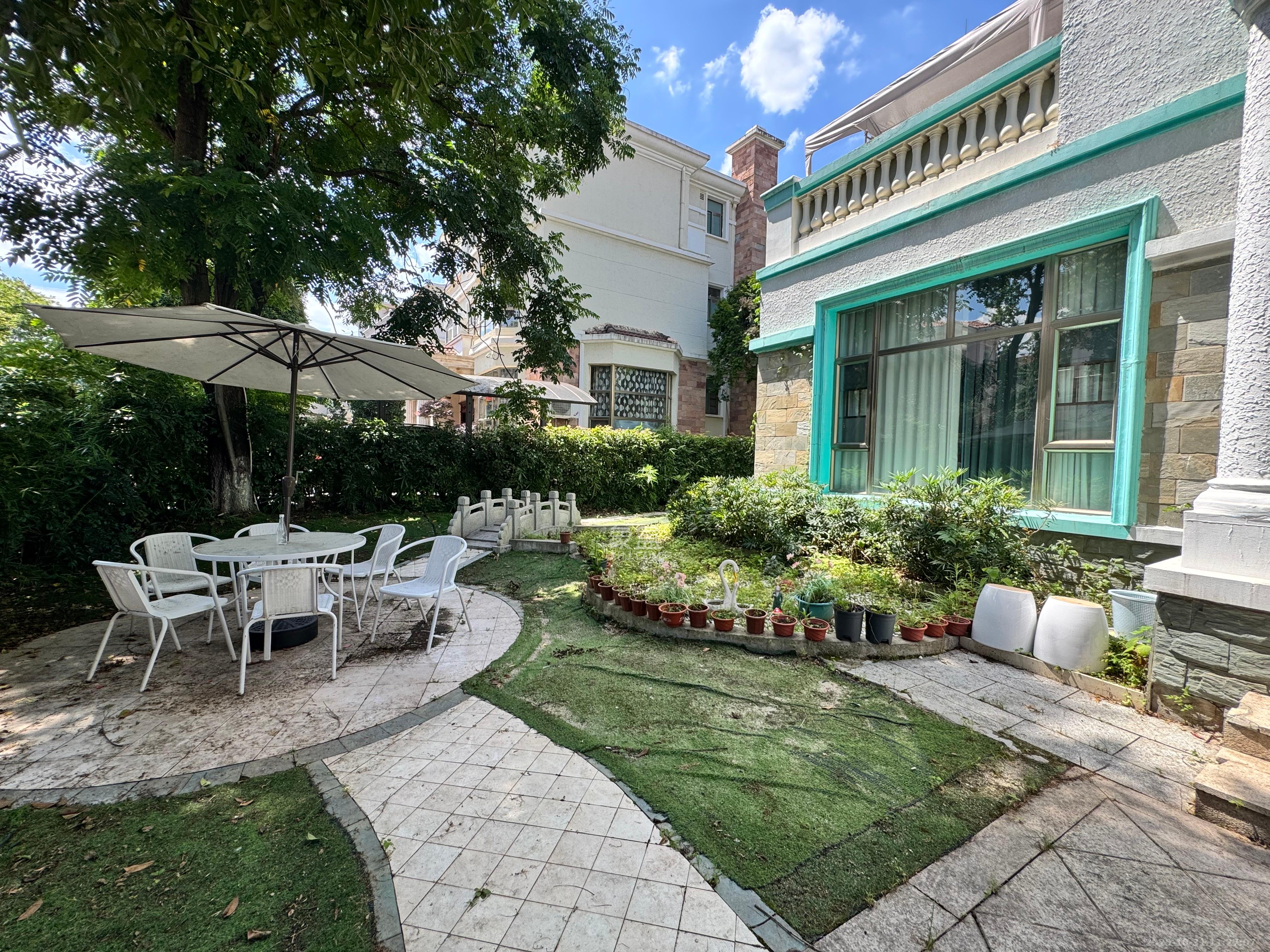 碧桂园威尼斯城 6室2厅1卫 10800.0元/月 碧桂园威尼斯城 6室2厅1卫 10800.0元/月室内图