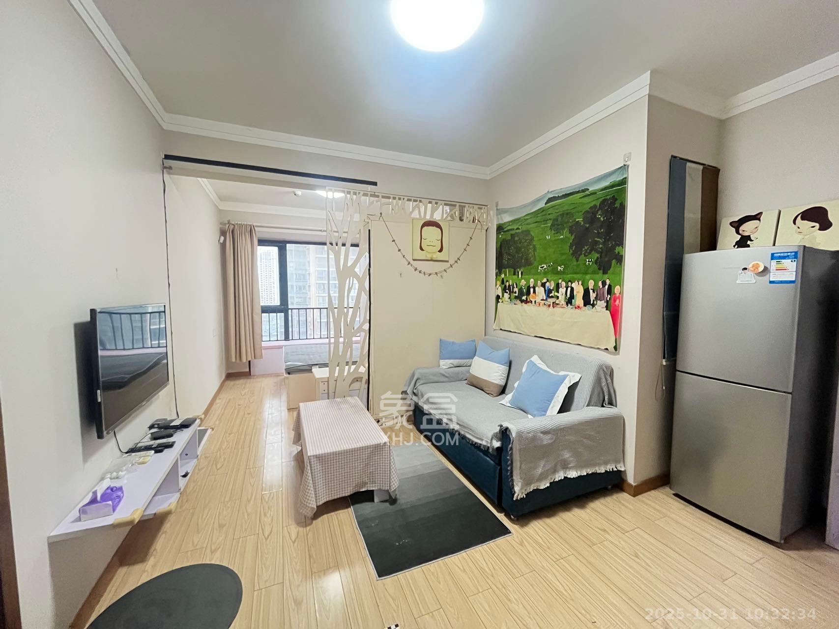 藏珑湖上国际花园 1室1厅1卫 1600.0元/月 藏珑湖上国际花园 1室1厅1卫 1600.0元/月室内图