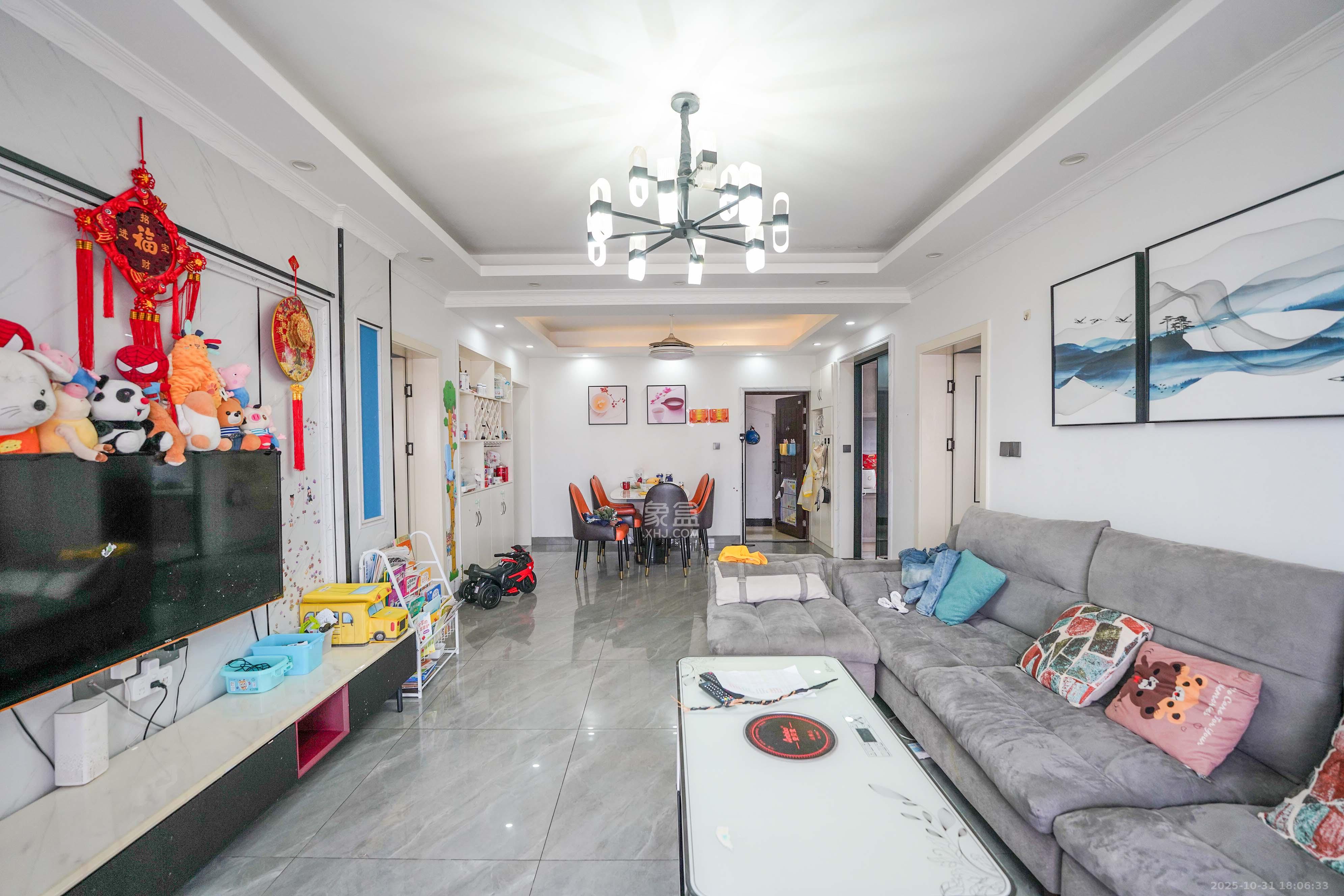 理工大学职工单位房青年汇  2室2厅1卫    65.0万客厅