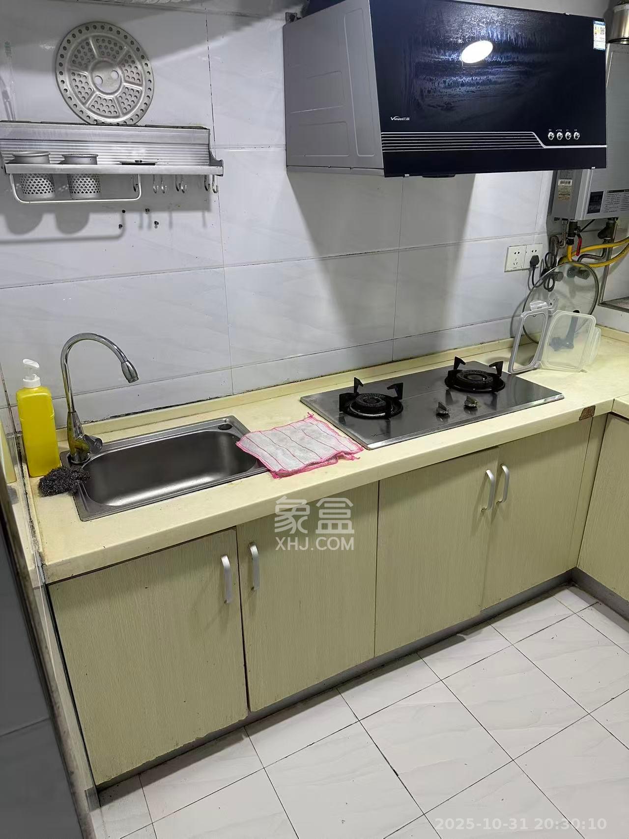 建丰公寓(长沙卷烟厂宿舍)  4室2厅2卫    2000.0元/月 建丰公寓(长沙卷烟厂宿舍)  4室2厅2卫    2000.0元/月室内图