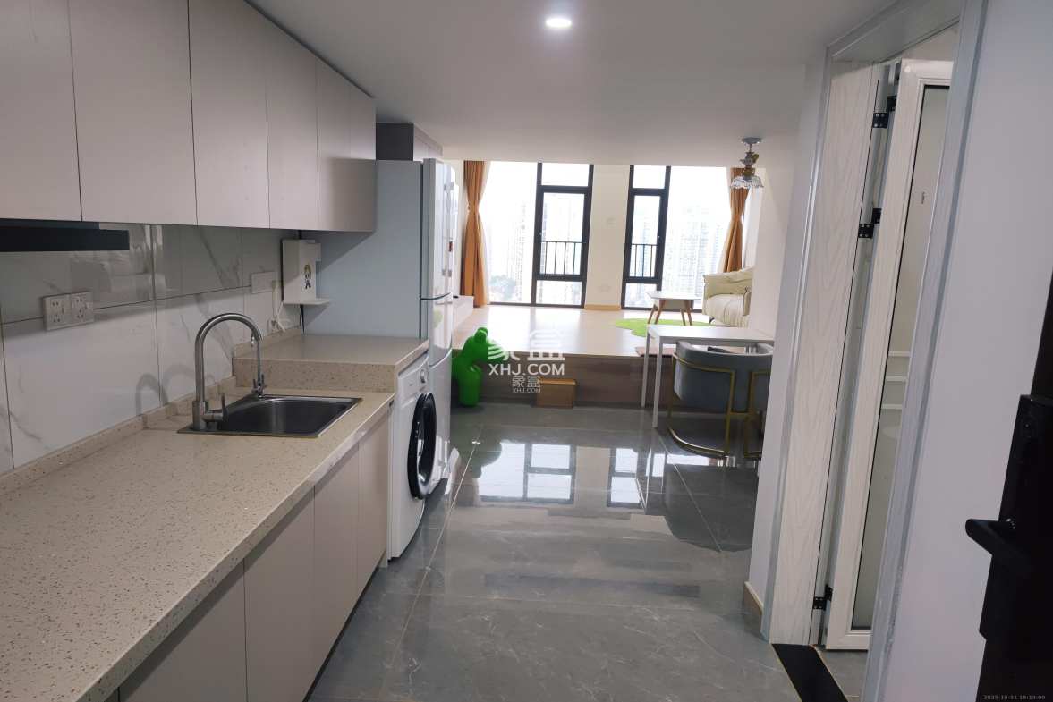 润和国际广场 1室1厅1卫 1800.0元/月 润和国际广场 1室1厅1卫 1800.0元/月室内图