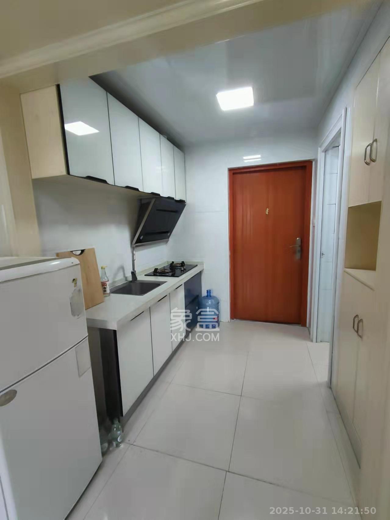 长房时代城 1室1厅1卫 1300.0元/月 长房时代城 1室1厅1卫 1300.0元/月室内图