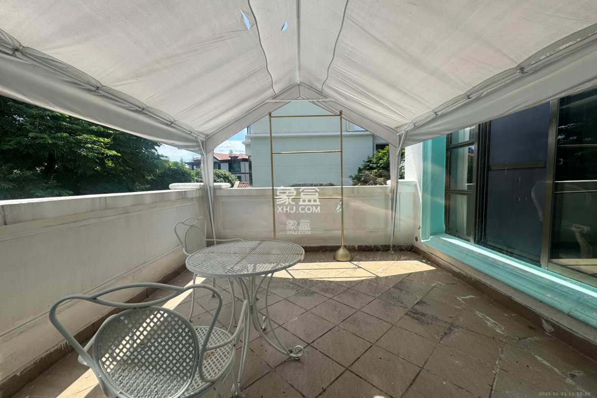 碧桂园威尼斯城 6室2厅1卫 10800.0元/月 碧桂园威尼斯城 6室2厅1卫 10800.0元/月室内图