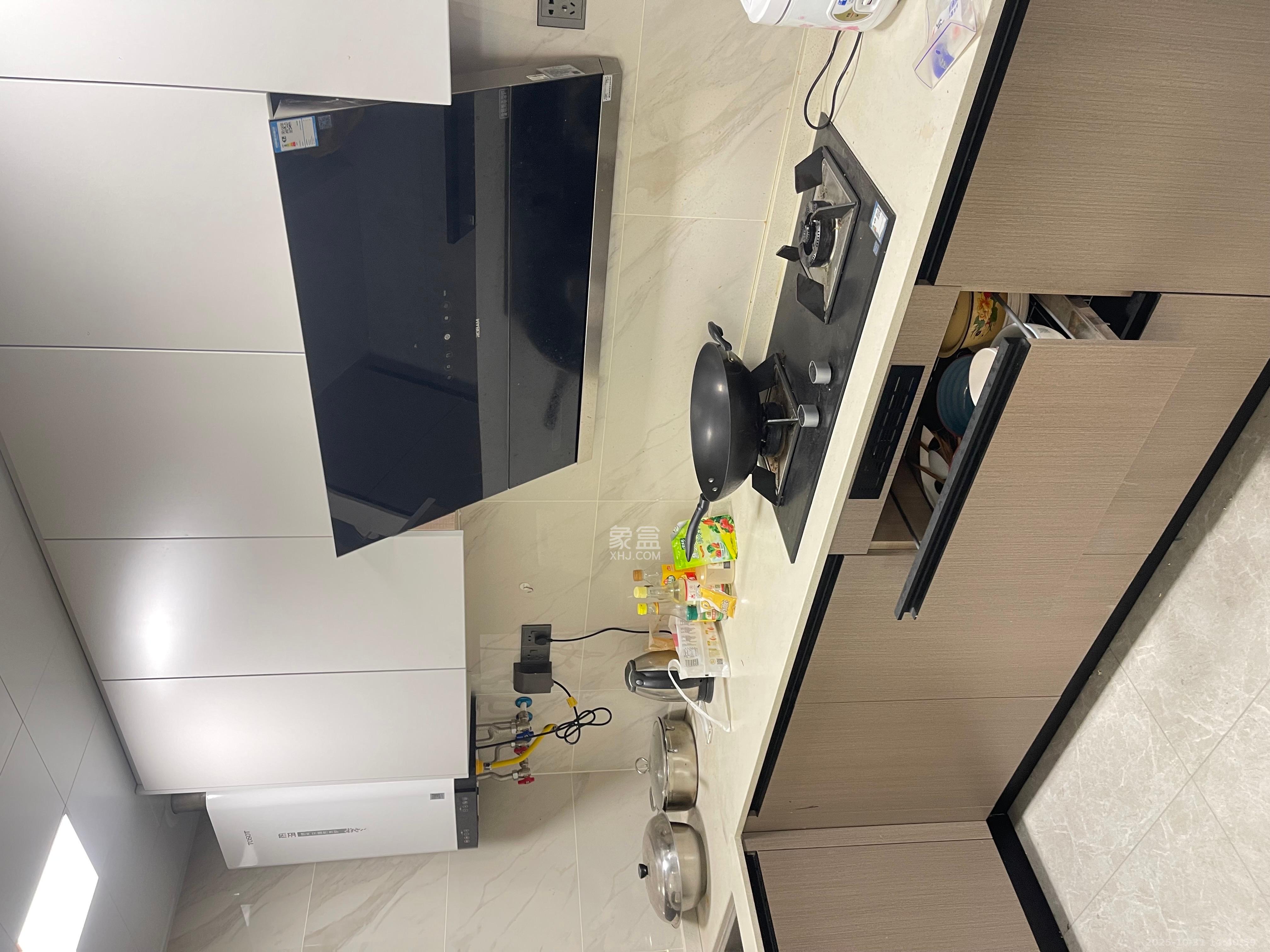 长房星城天地 3室2厅2卫 4500.0元/月 长房星城天地 3室2厅2卫 4500.0元/月室内图