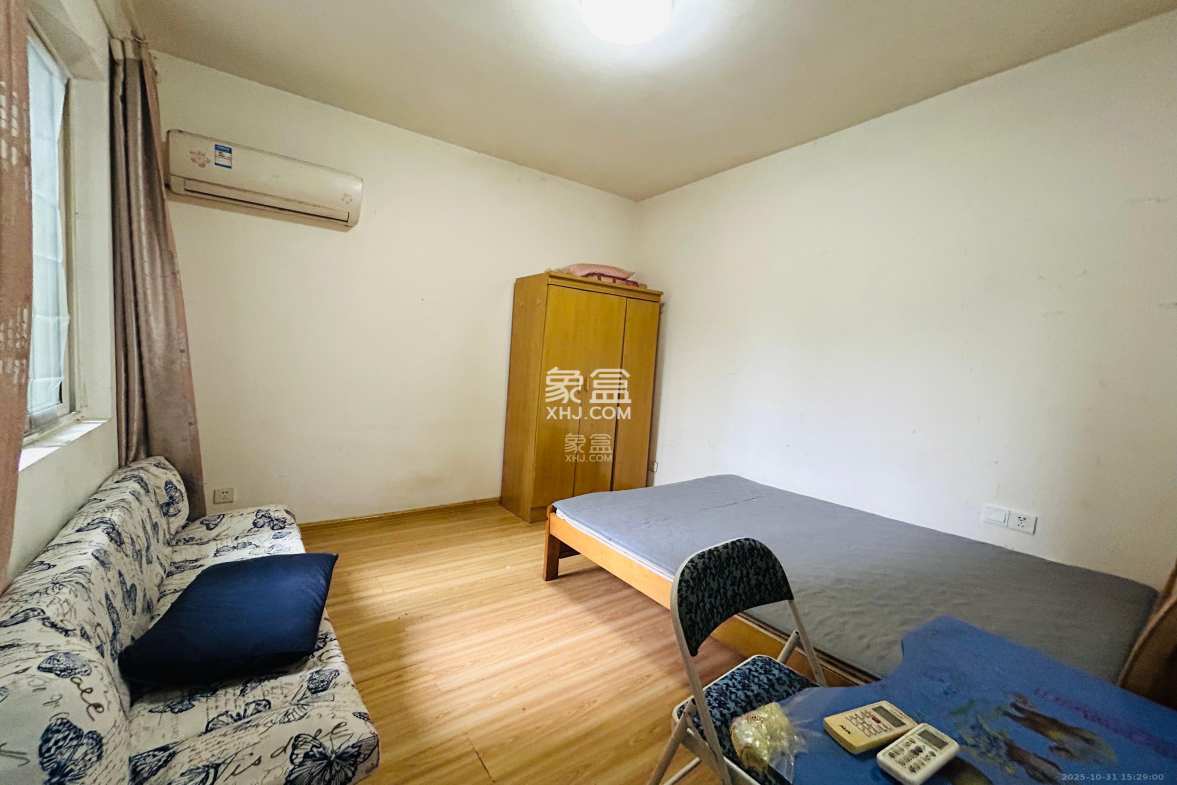 中房F联邦  2室2厅1卫    1800.0元/月 中房F联邦  2室2厅1卫    1800.0元/月室内图