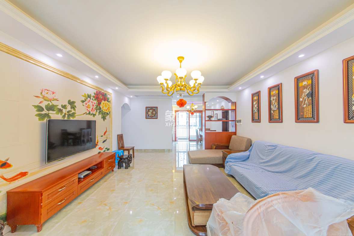 德泽苑 5室2厅2卫 108.0万 德泽苑 5室2厅2卫 108.0万客厅