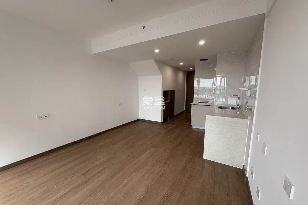 龙湖光年 2室2厅2卫 3000.0元/月 龙湖光年 2室2厅2卫 3000.0元/月室内图