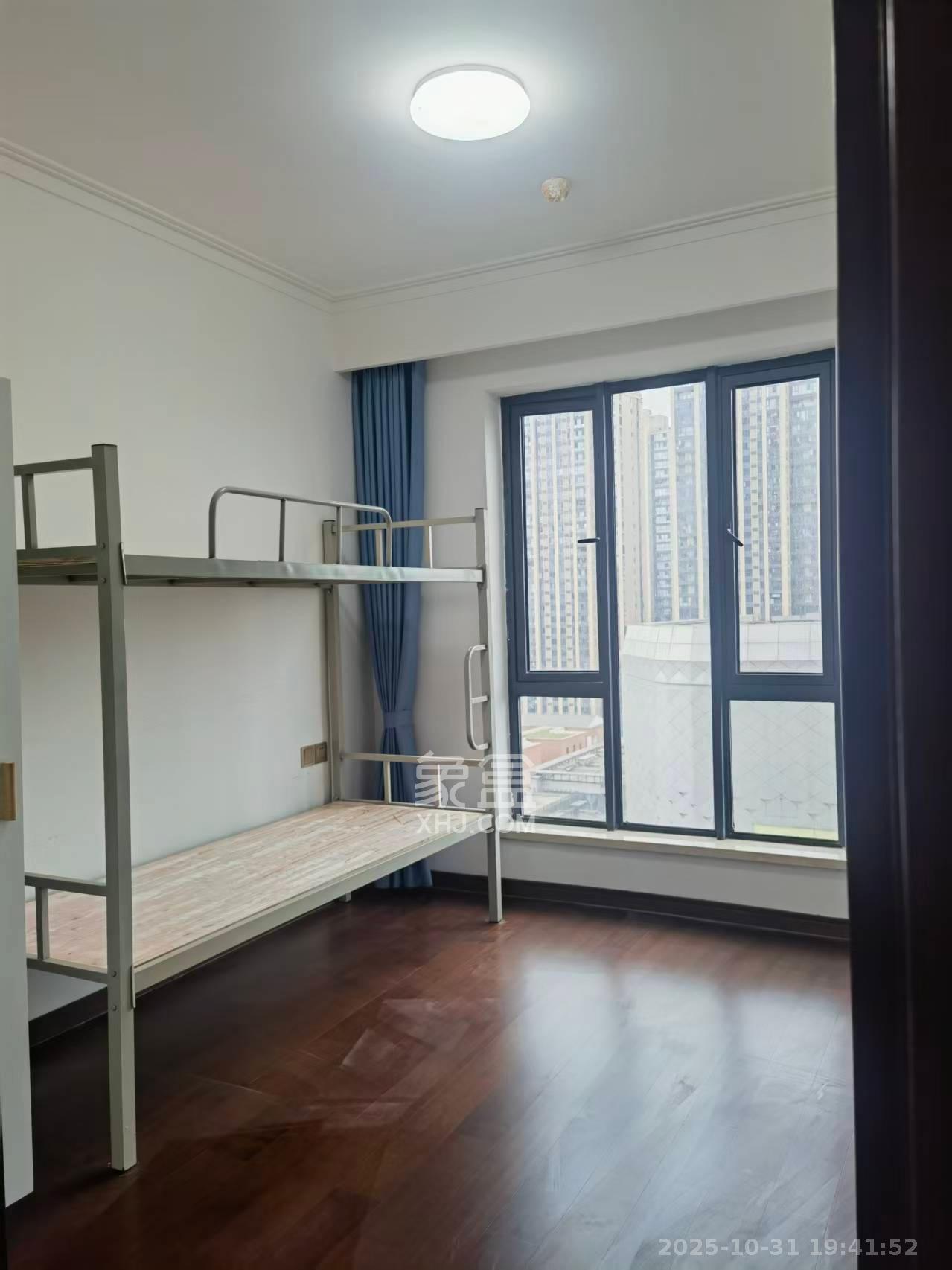 绿地长沙城际空间站（绿地新里佳苑）  5室2厅3卫    6000.0元/月室内图