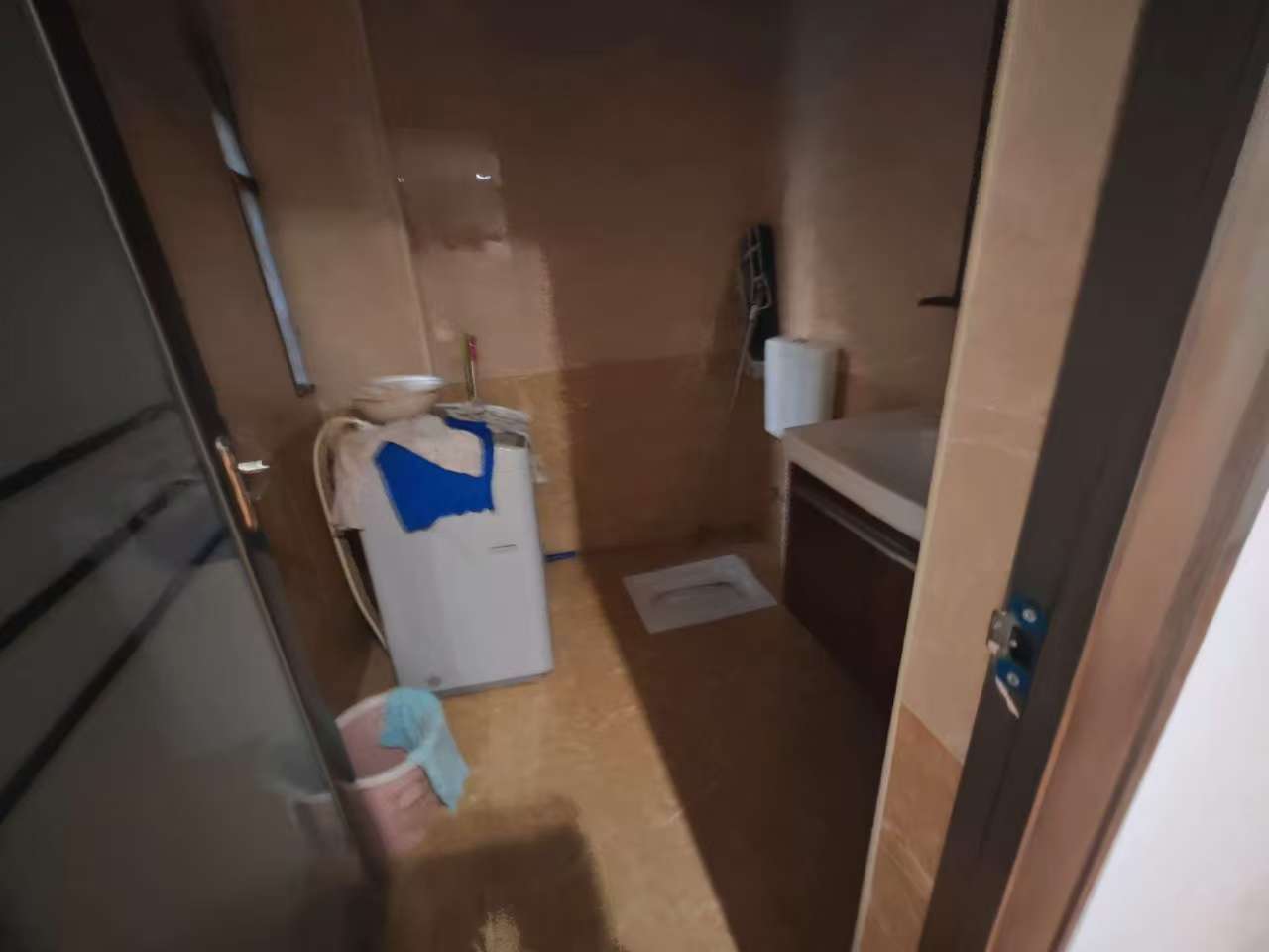 冠都现代城（冠都幸福彼岸）  4室2厅2卫    3500.0元/月室内图