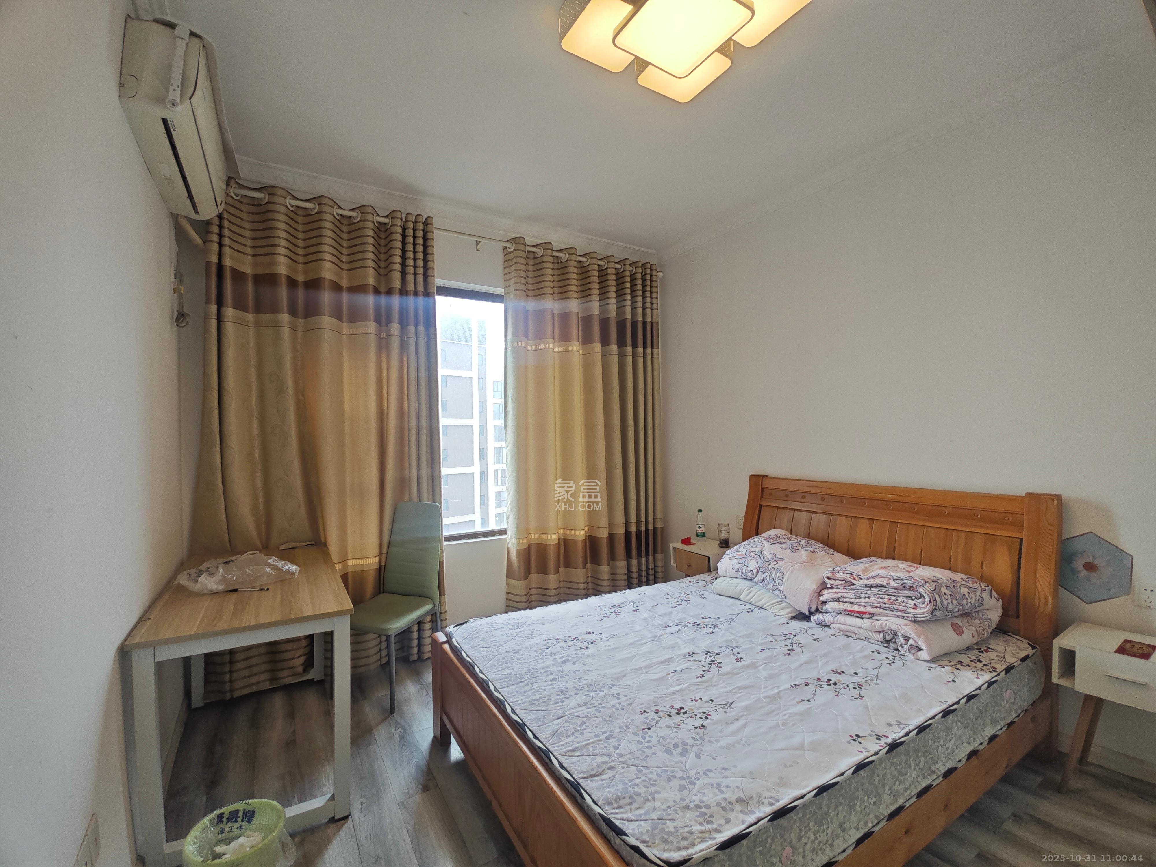 卓越浅水湾 3室2厅1卫 2400.0元/月 卓越浅水湾 3室2厅1卫 2400.0元/月室内图