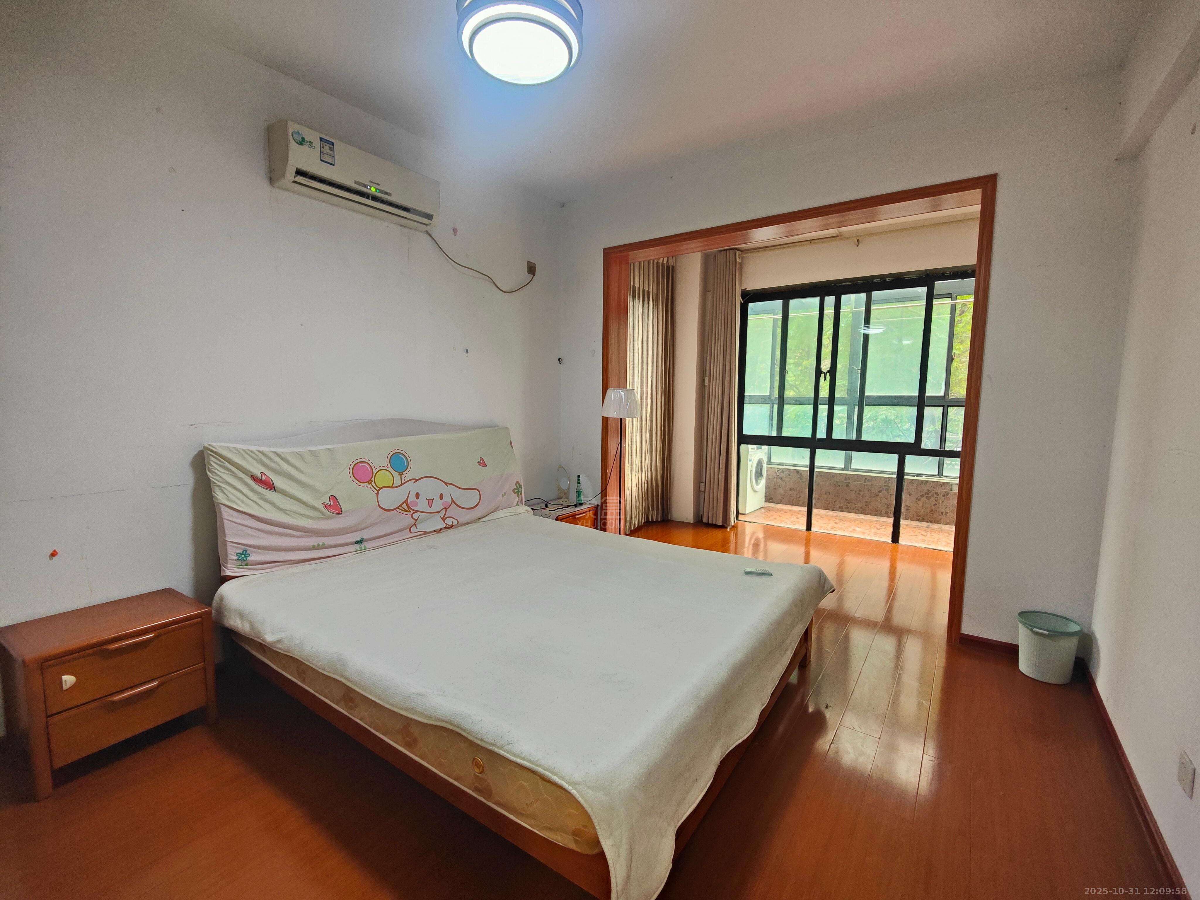 尚格名城香榭丽舍 2室2厅1卫 1400.0元/月 尚格名城香榭丽舍 2室2厅1卫 1400.0元/月室内图