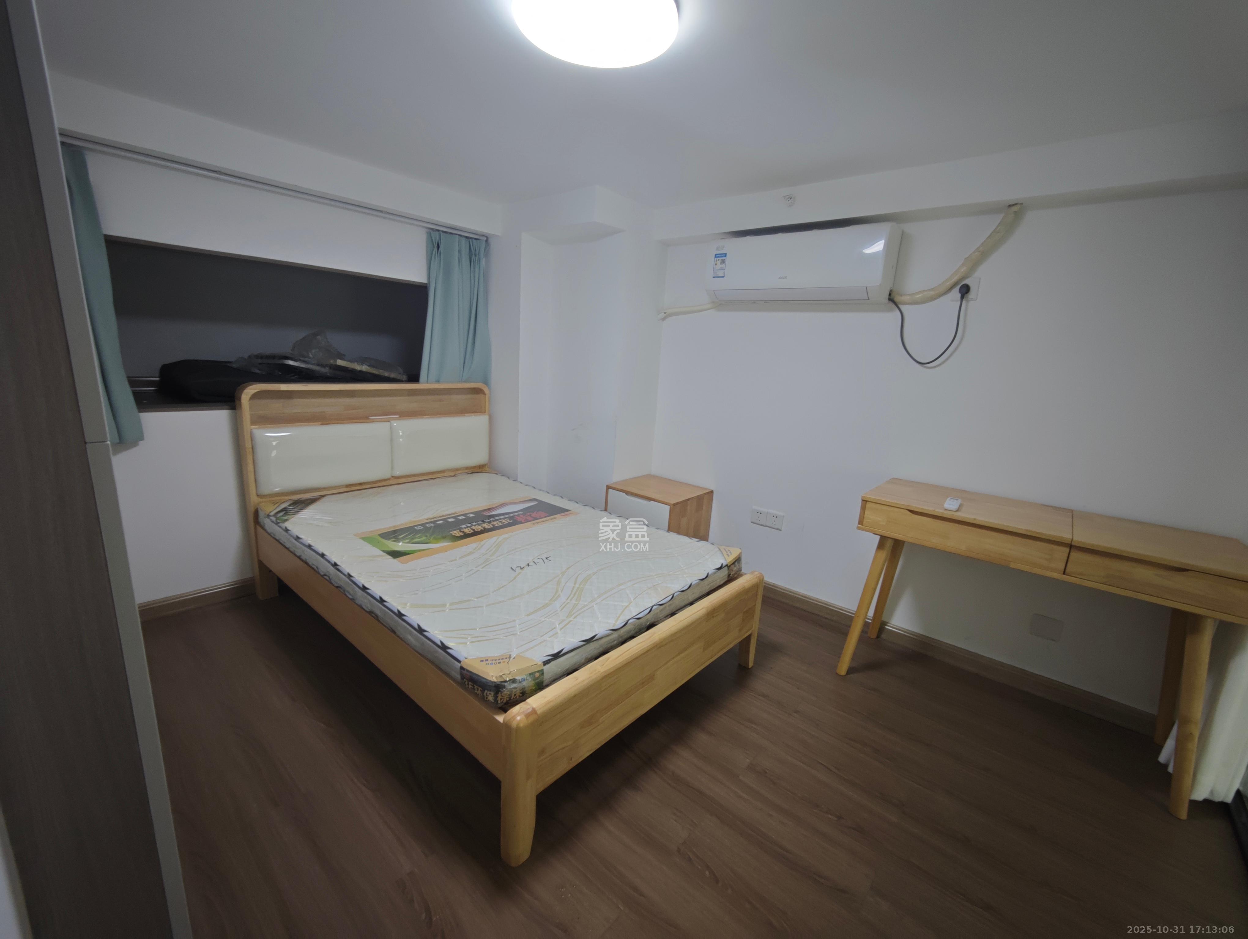 明昇壹城（明昇时代广场）三期  3室2厅2卫    3300.0元/月室内图