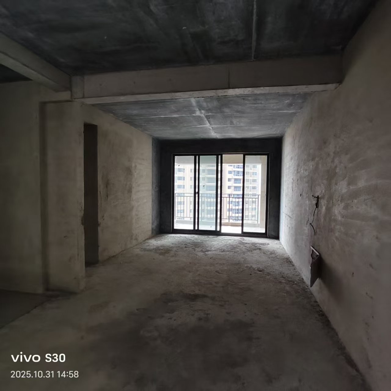 雁城国际公馆  4室2厅2卫    39.8万室内图