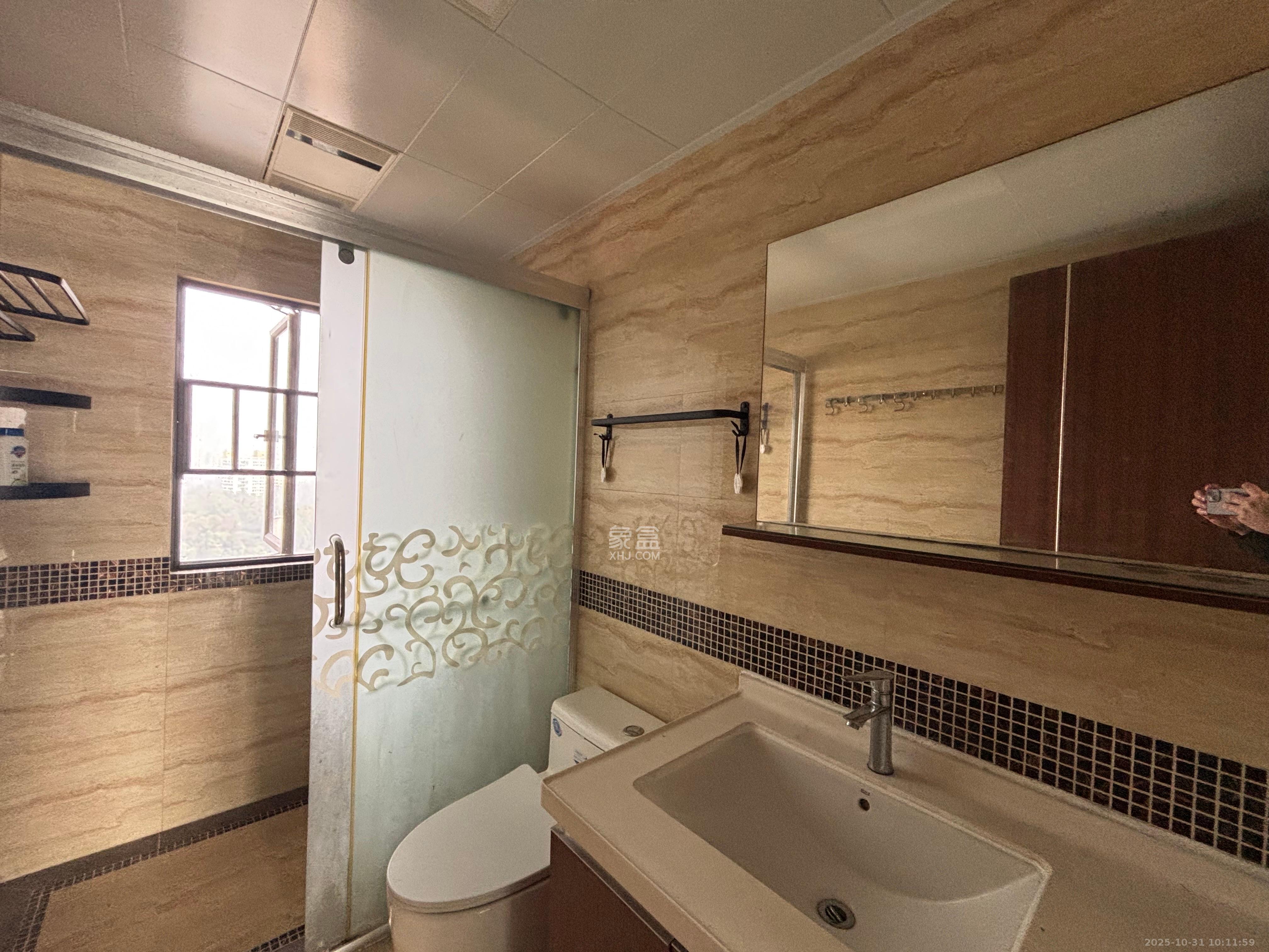 万科城市花园 3室2厅2卫 3000.0元/月 万科城市花园 3室2厅2卫 3000.0元/月室内图