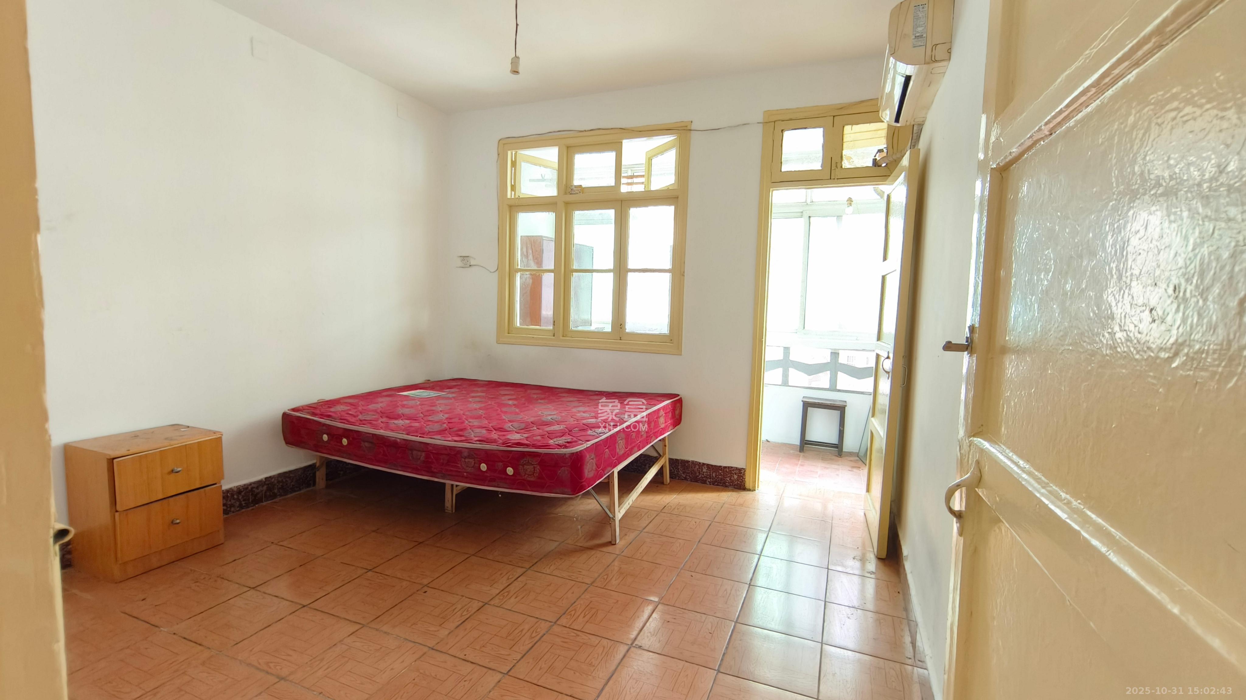 老鸦冲小区  2室1厅1卫    1500.0元/月室内图