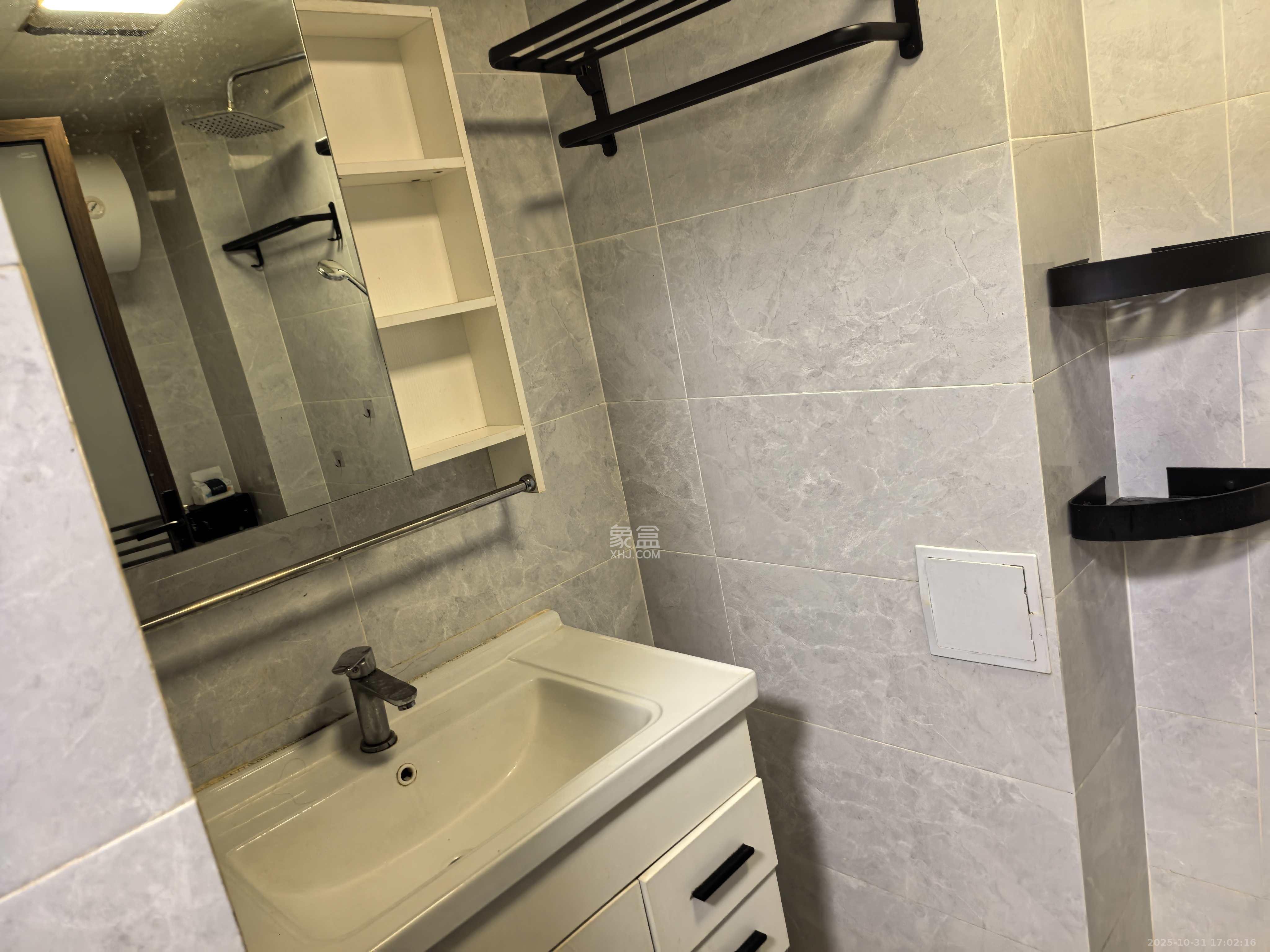 奥园城市天骄一期 1室1厅1卫 1700.0元/月 奥园城市天骄一期 1室1厅1卫 1700.0元/月室内图