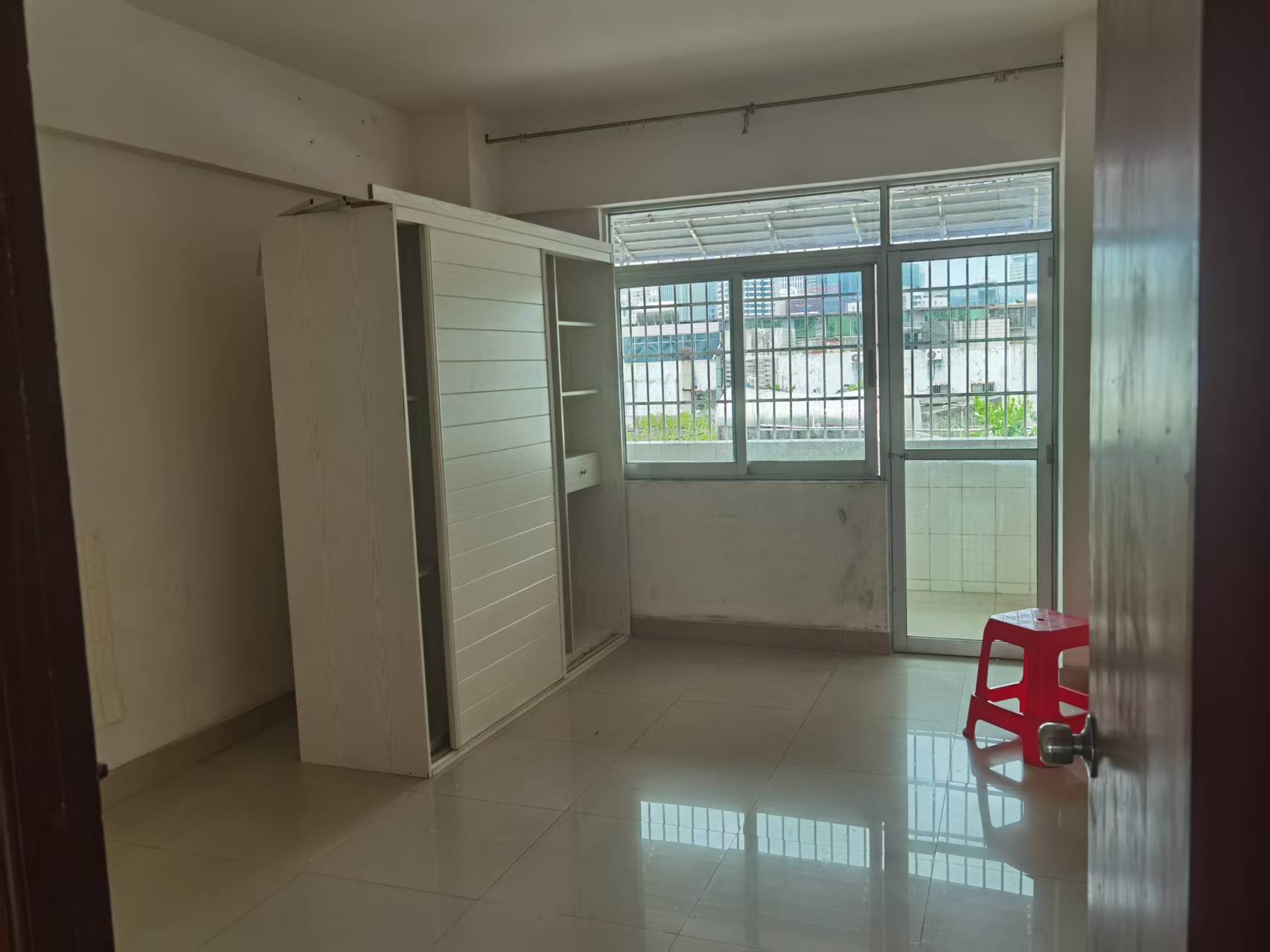 裕丰公寓 3室2厅1卫 2000.0元/月 裕丰公寓 3室2厅1卫 2000.0元/月室内图